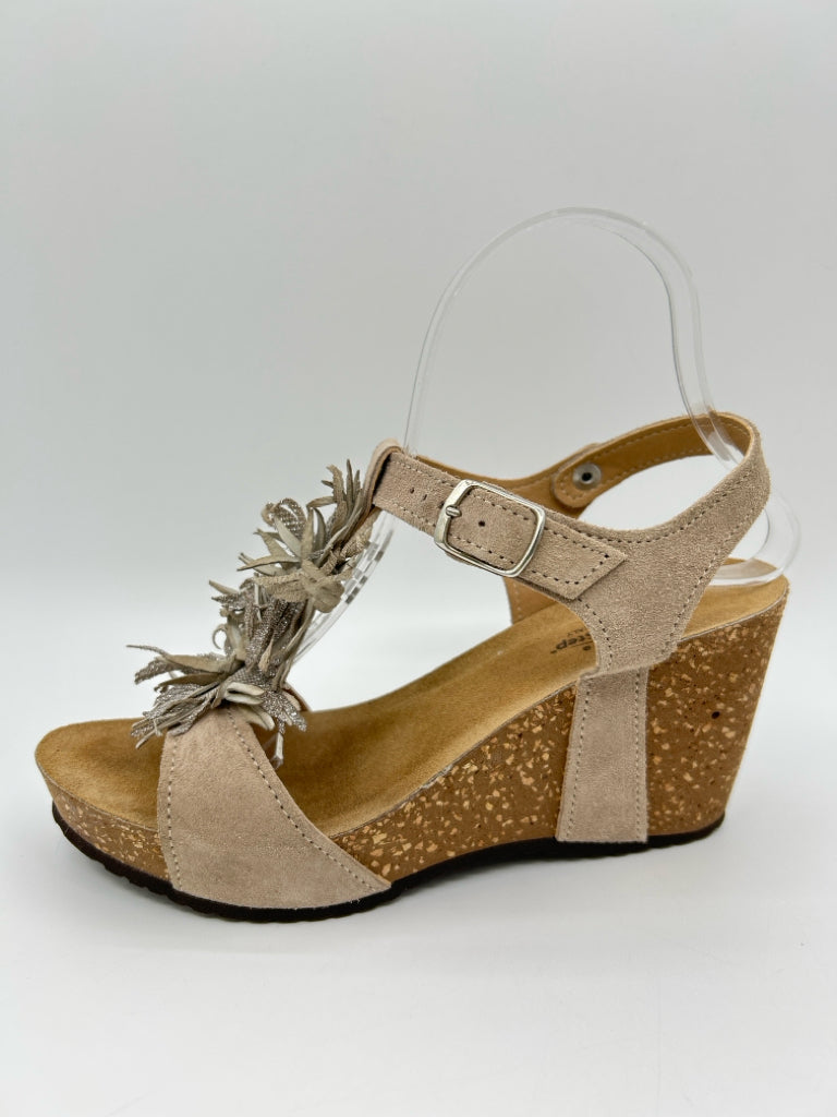 SPRING STEP Size 38 Beige Women's Sandal