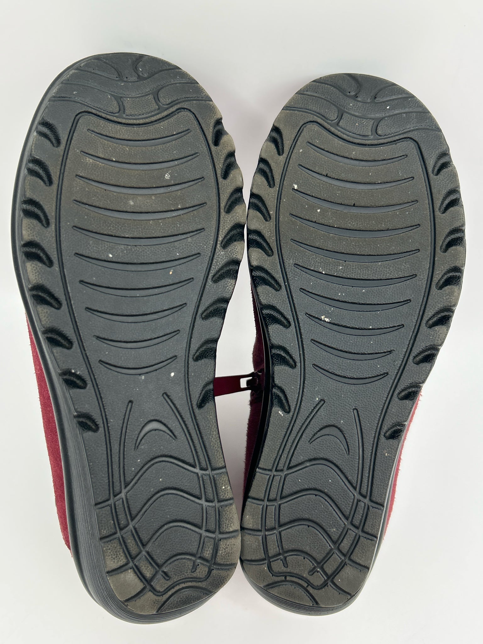 skechers Size 7.5 Burgundy Women Booties