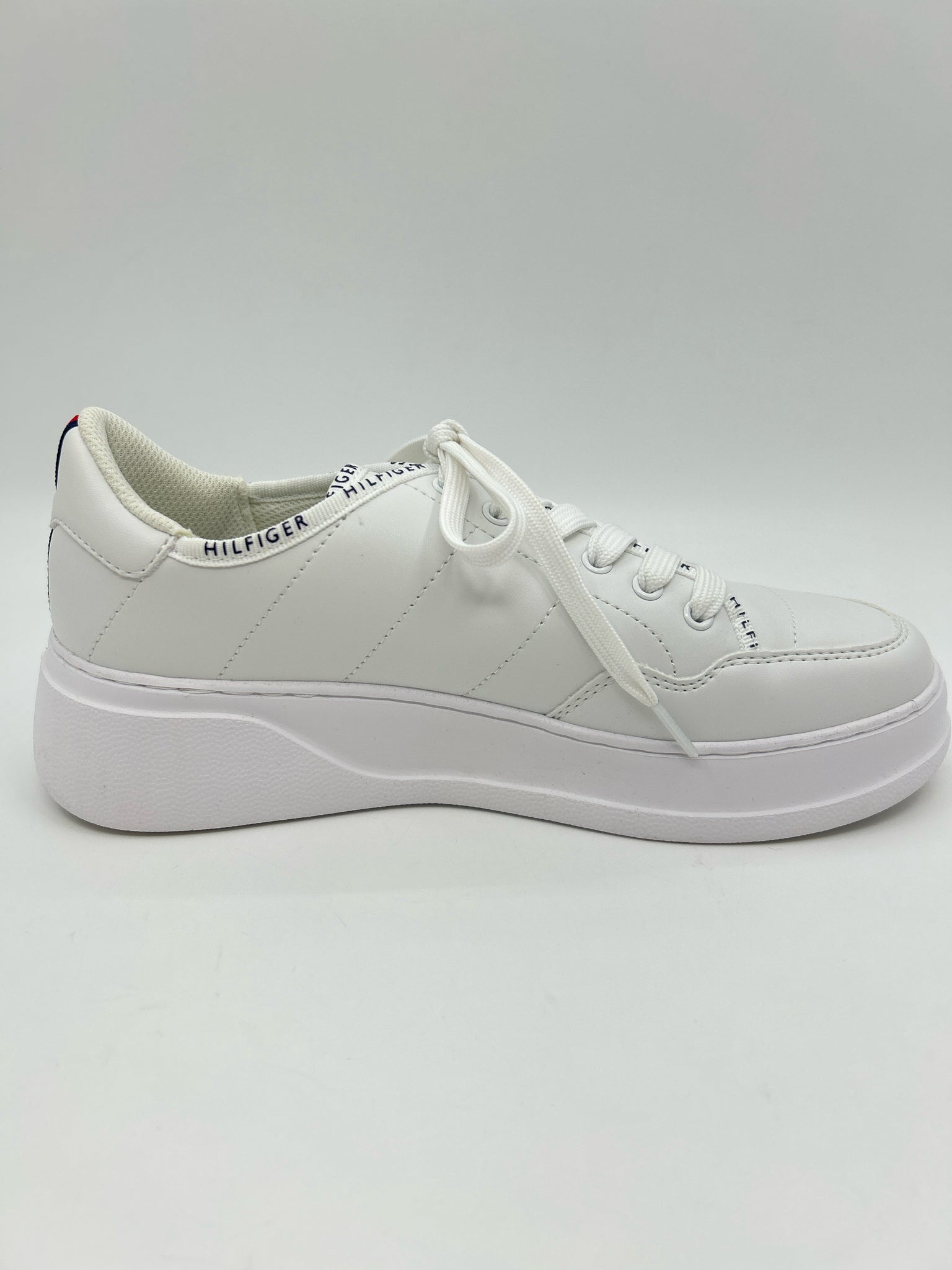TOMMY HILFIGER Size 9M White Women Sneakers