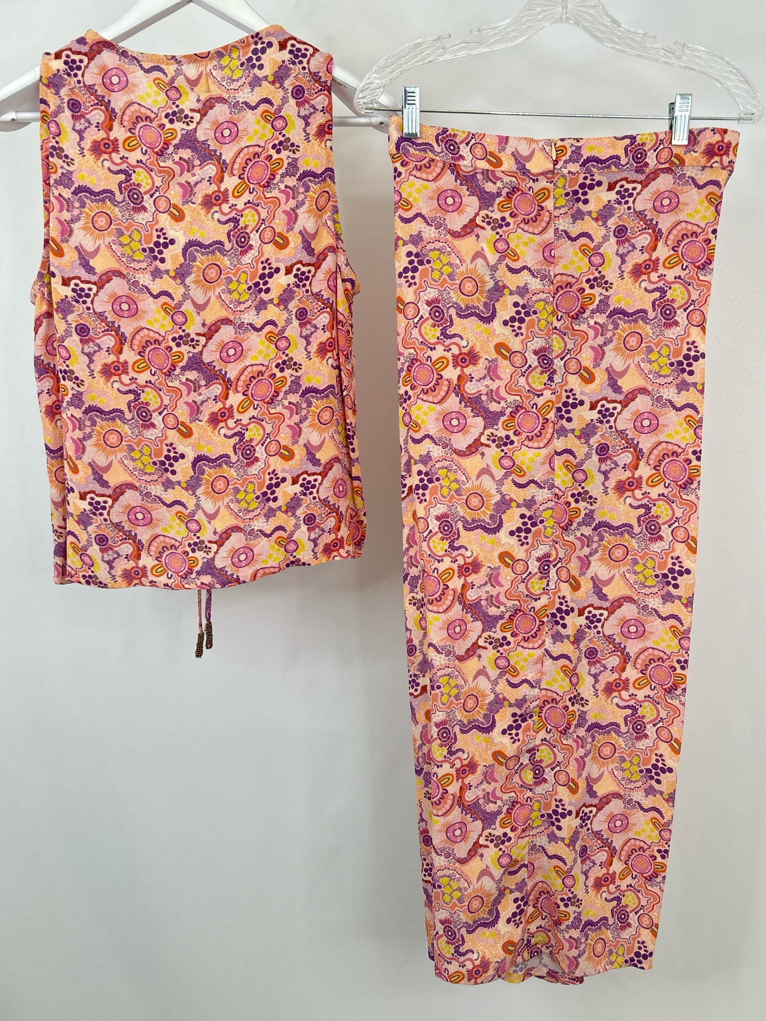 NEKANE NKN NWT Size M Peach Print Women 2-Piece w/skirt
