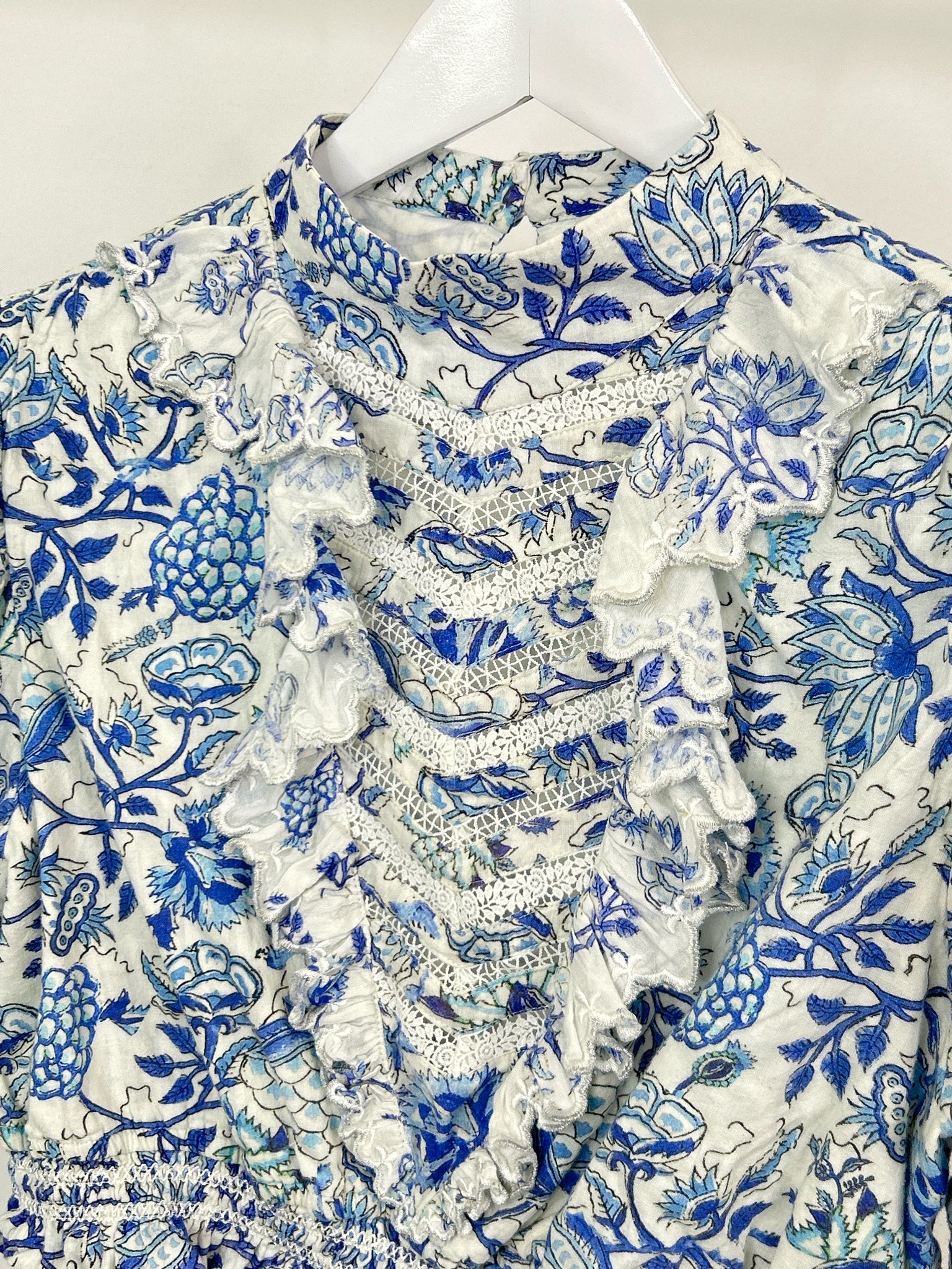 HEMANT & NANDITA Size XL blue and white Women Top
