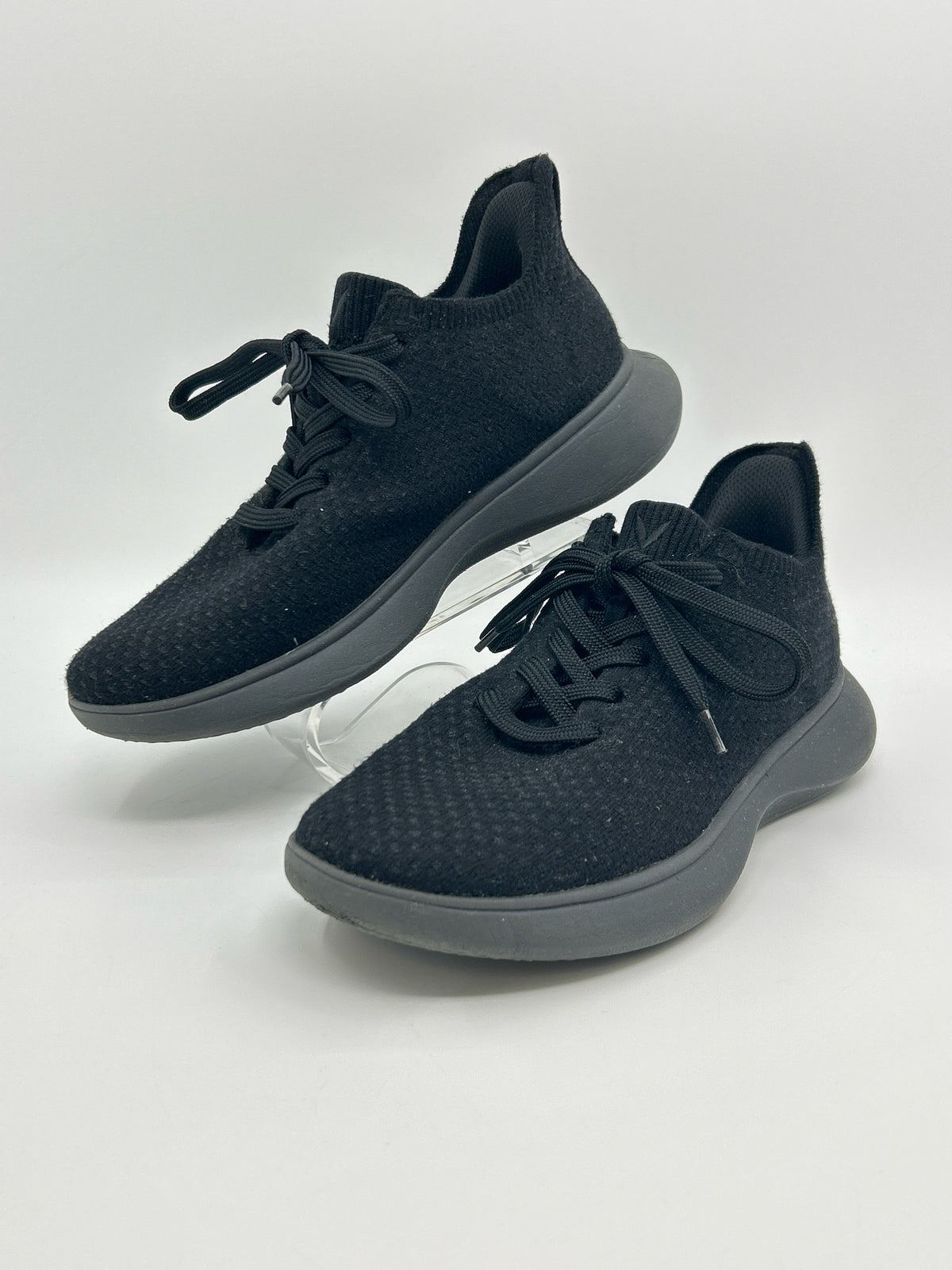 VIVAIA Size 41/10 Black Women Sneakers