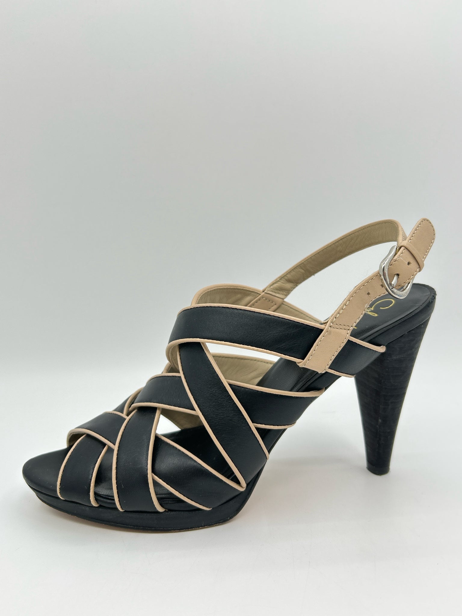 COLE HAAN Size 10.5B black and cream Women Sandal