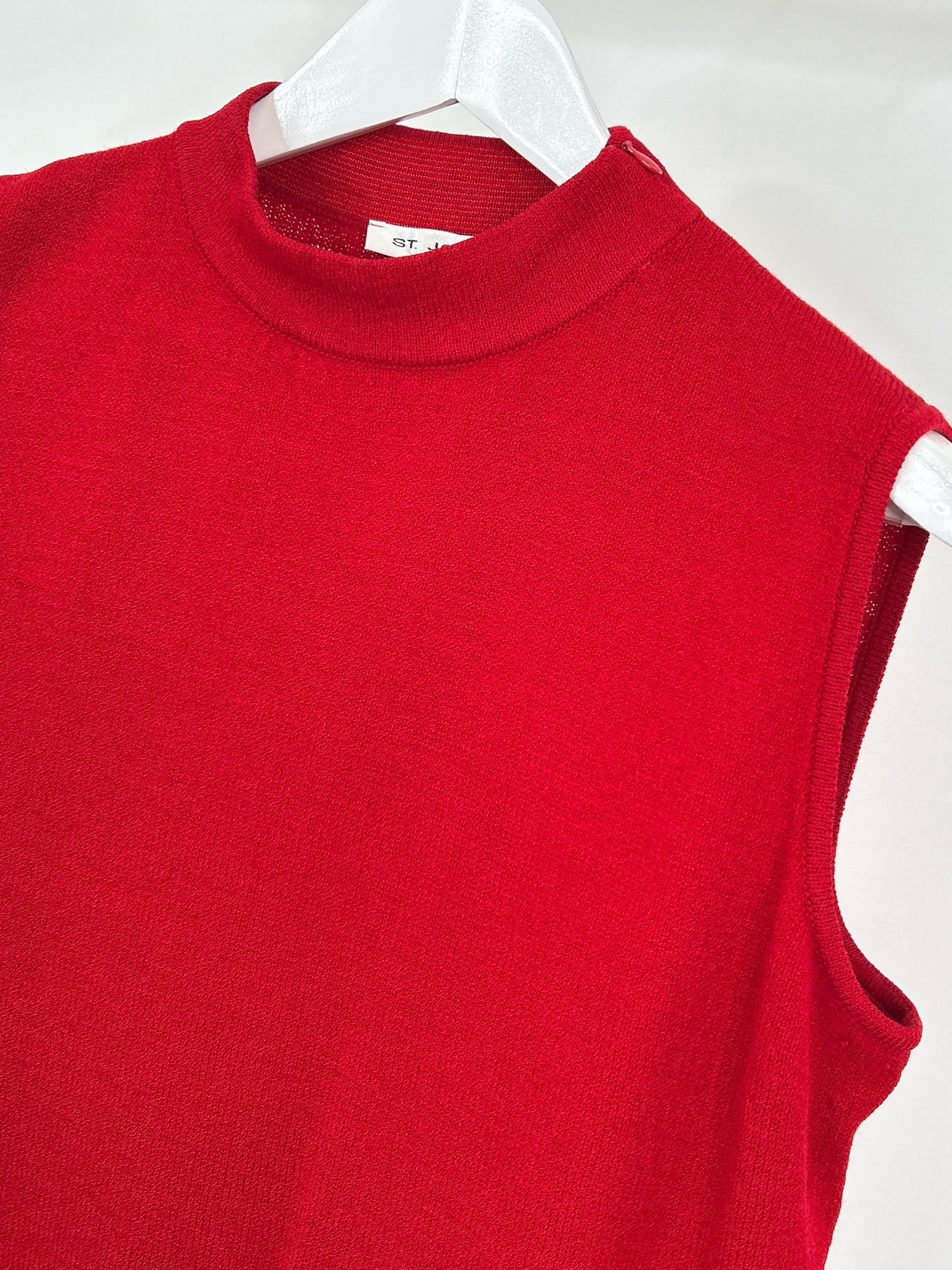 ST JOHN Size L Red Women Sweater