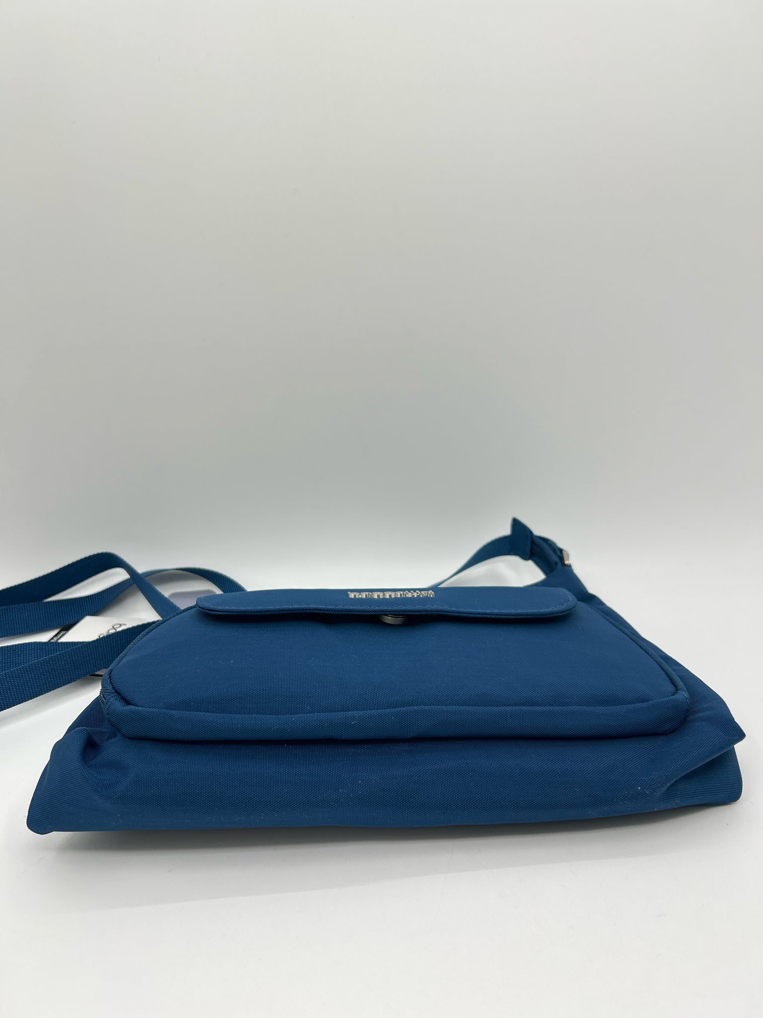 BAGGALLINI Blue Women Purse