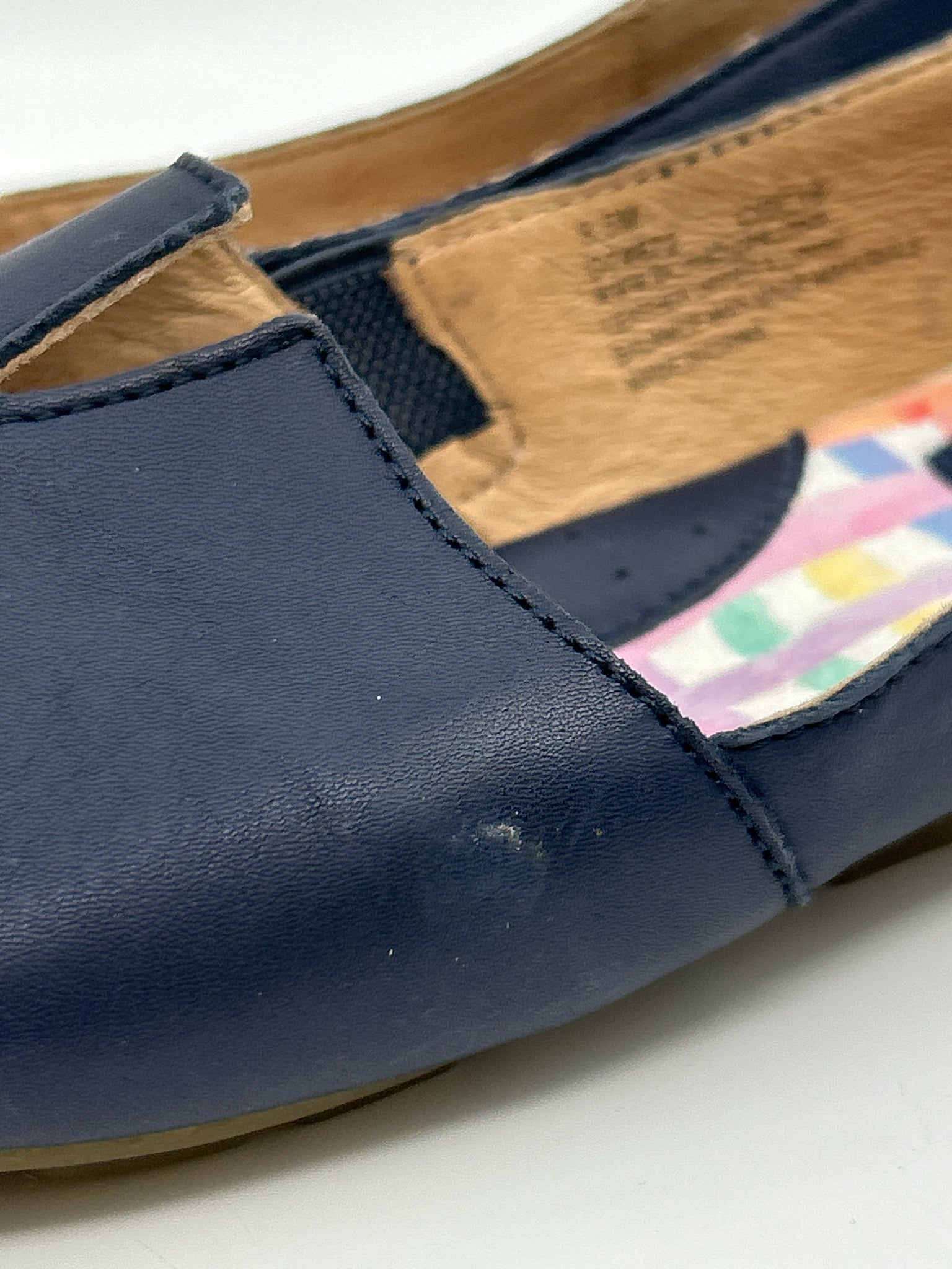 BORN Size 8.5M Navy Women Flats