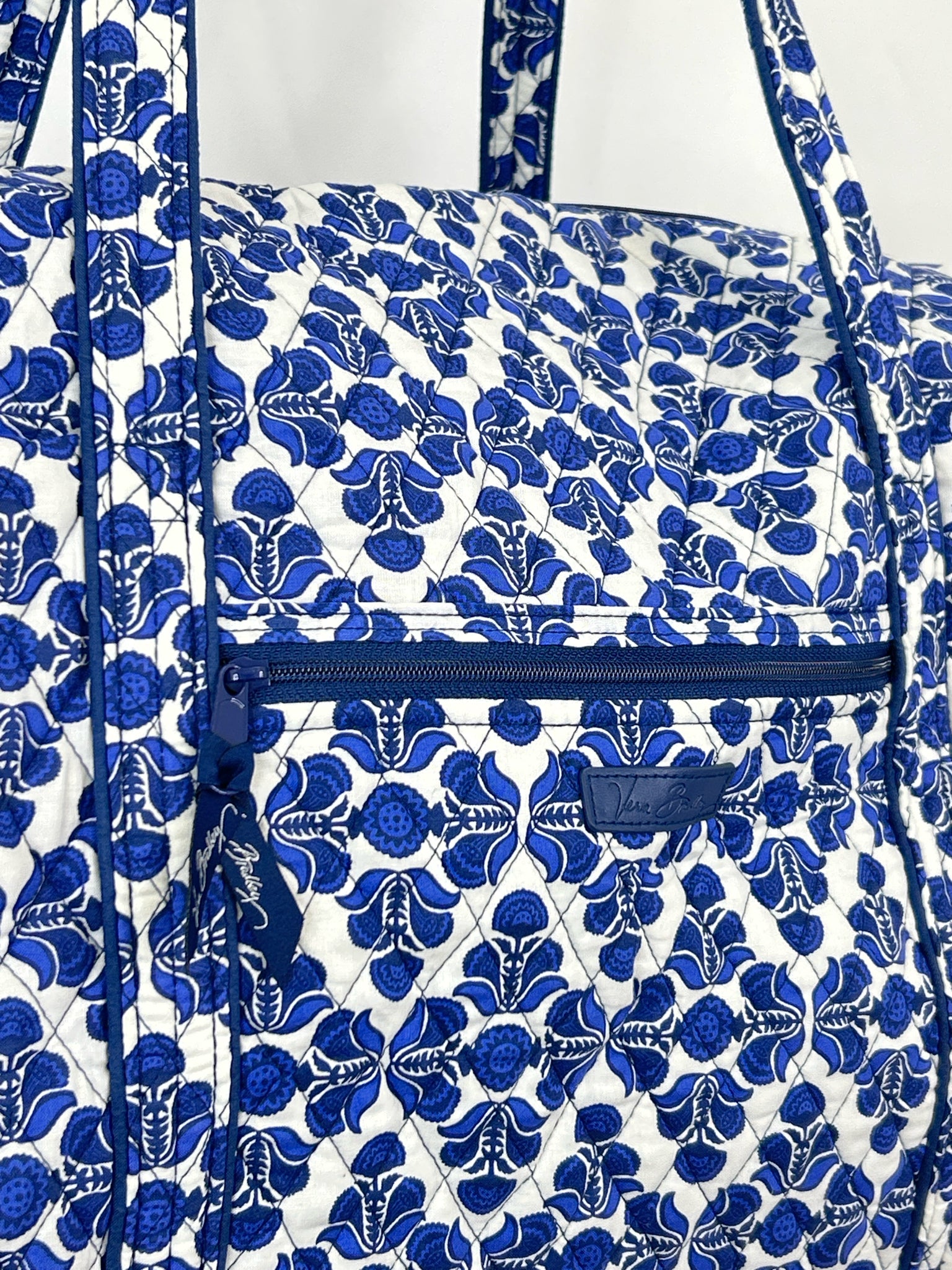 VERA BRADLEY WHITE AND BLUE Luggage