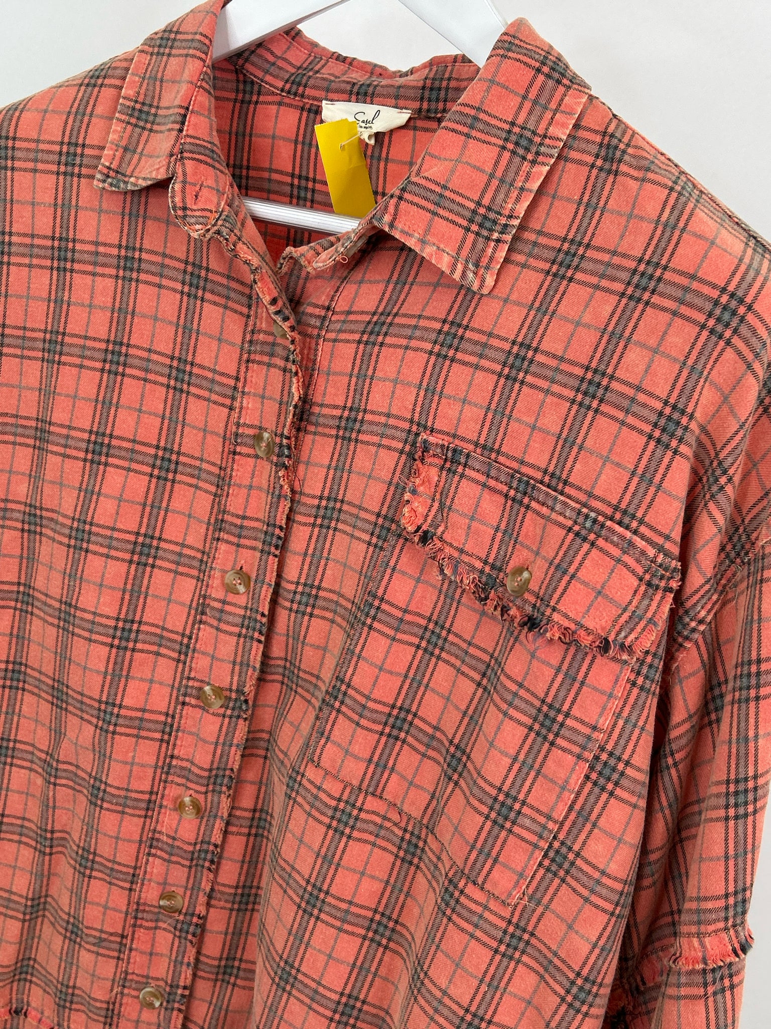EASEL Size M CORAL PLAID Women Shirt