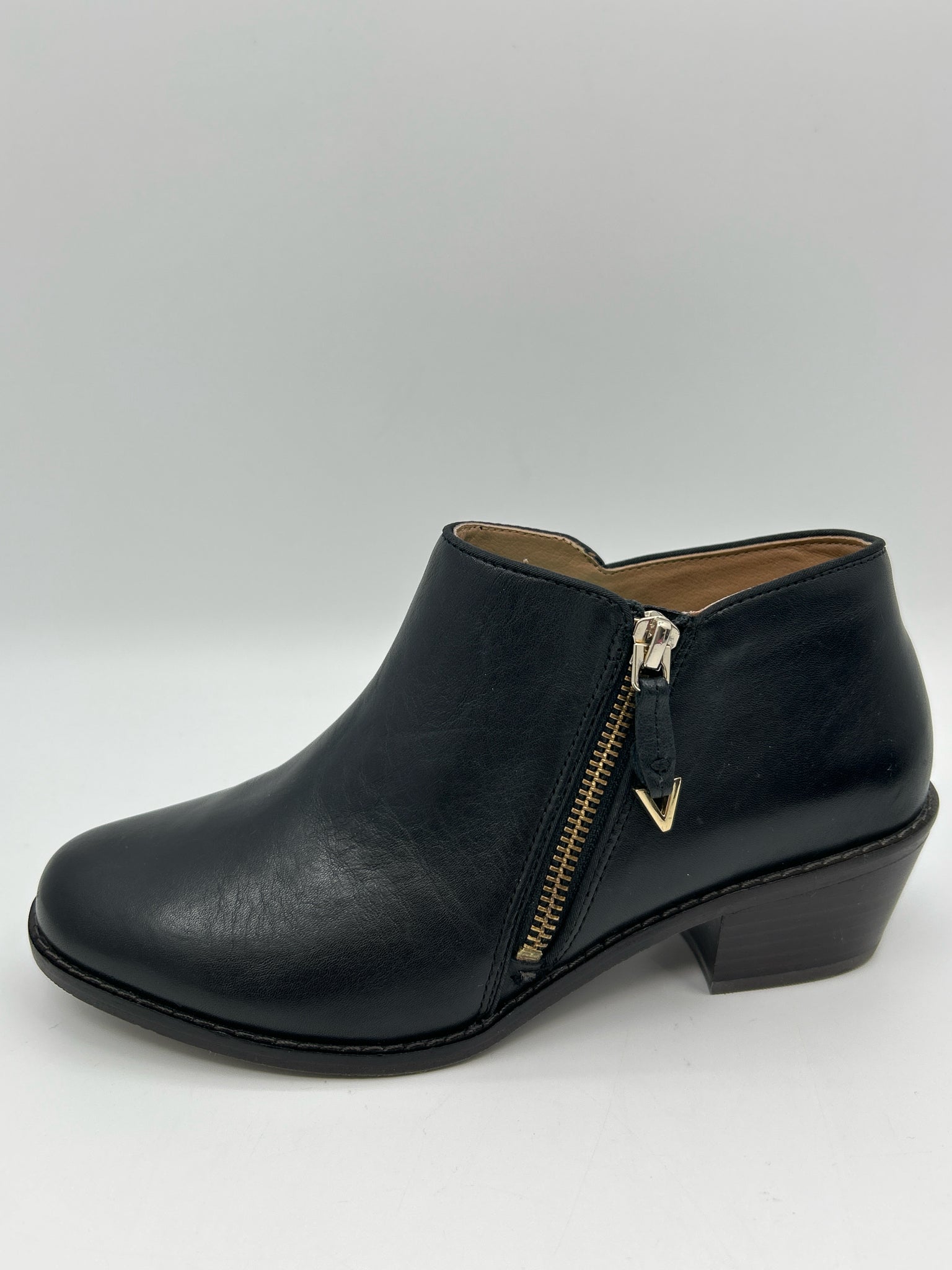 VIONIC Size 6.5 Black Women Booties