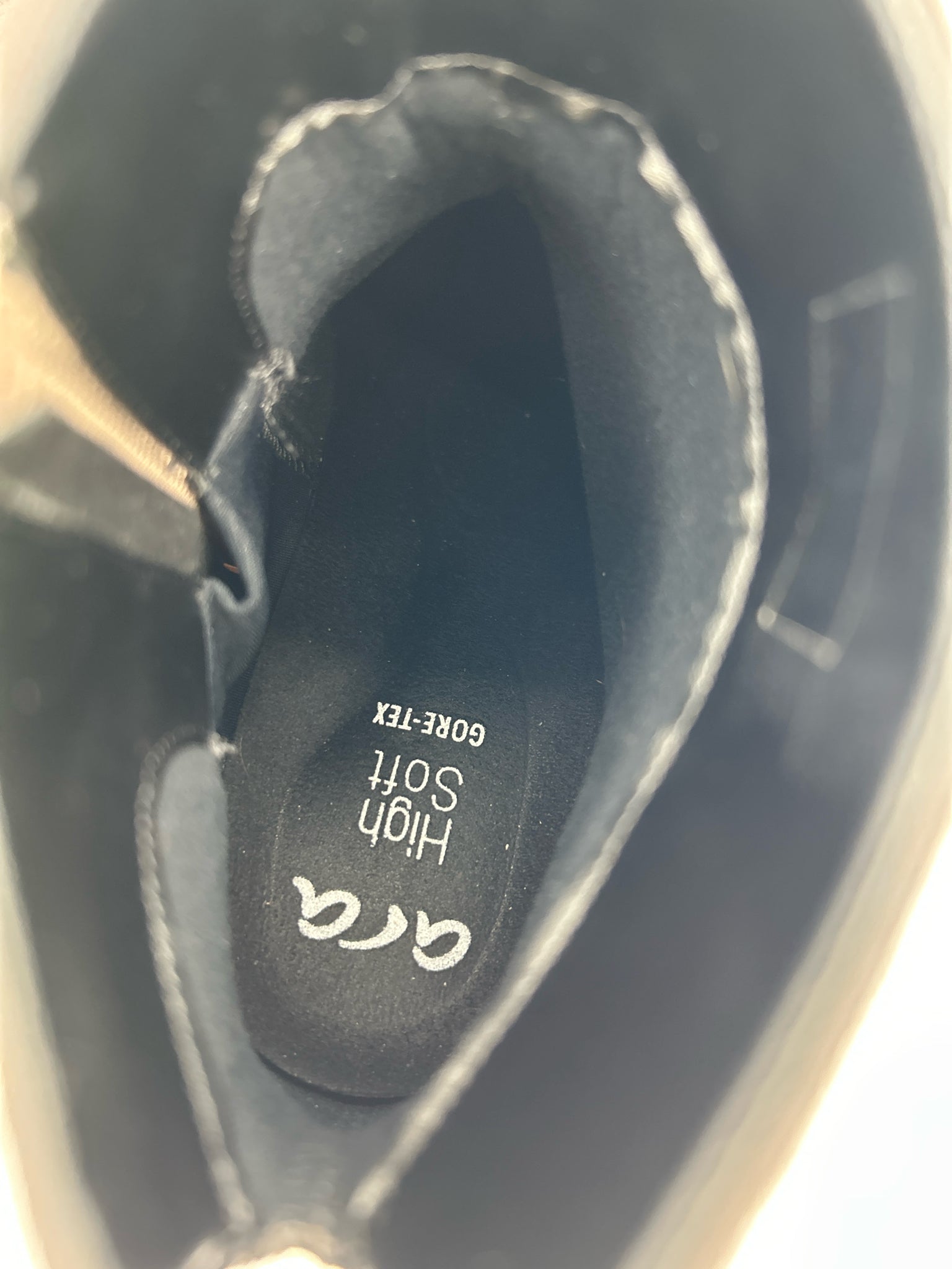 ARA Size 8 Brown Women Booties