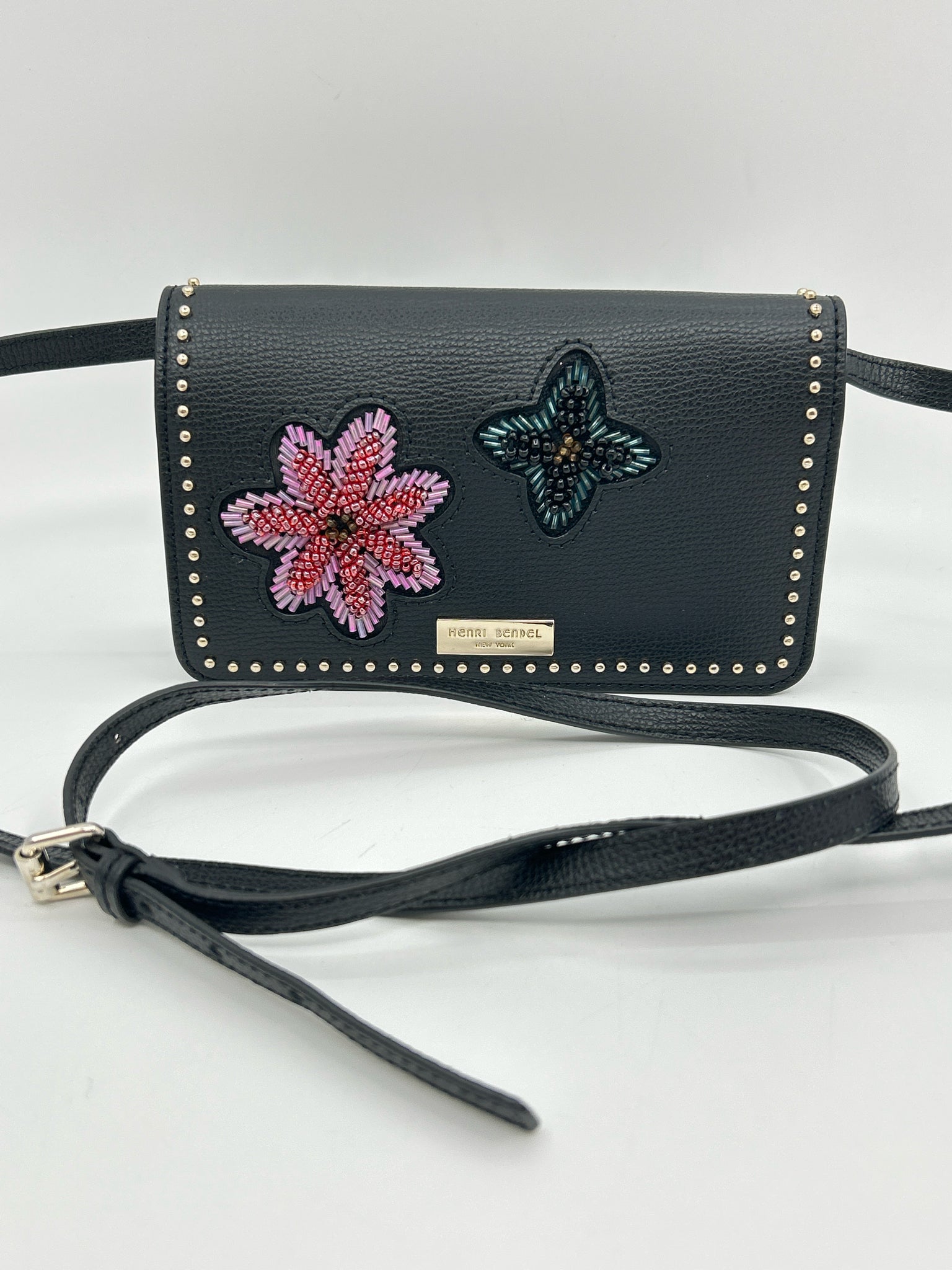 HENRI BENDEL Black Women Purse