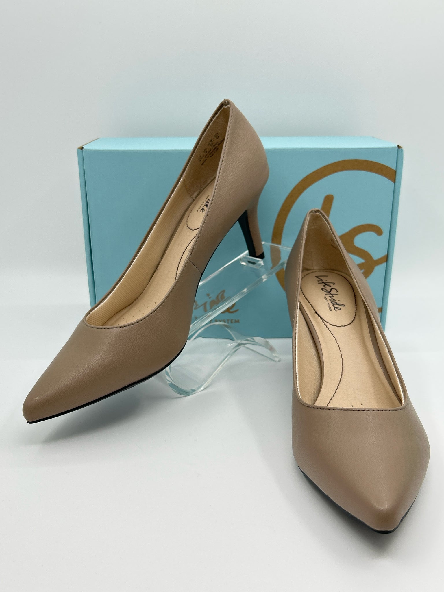 LIFE STRIDE Size 8.5M Taupe Women Pumps NIB