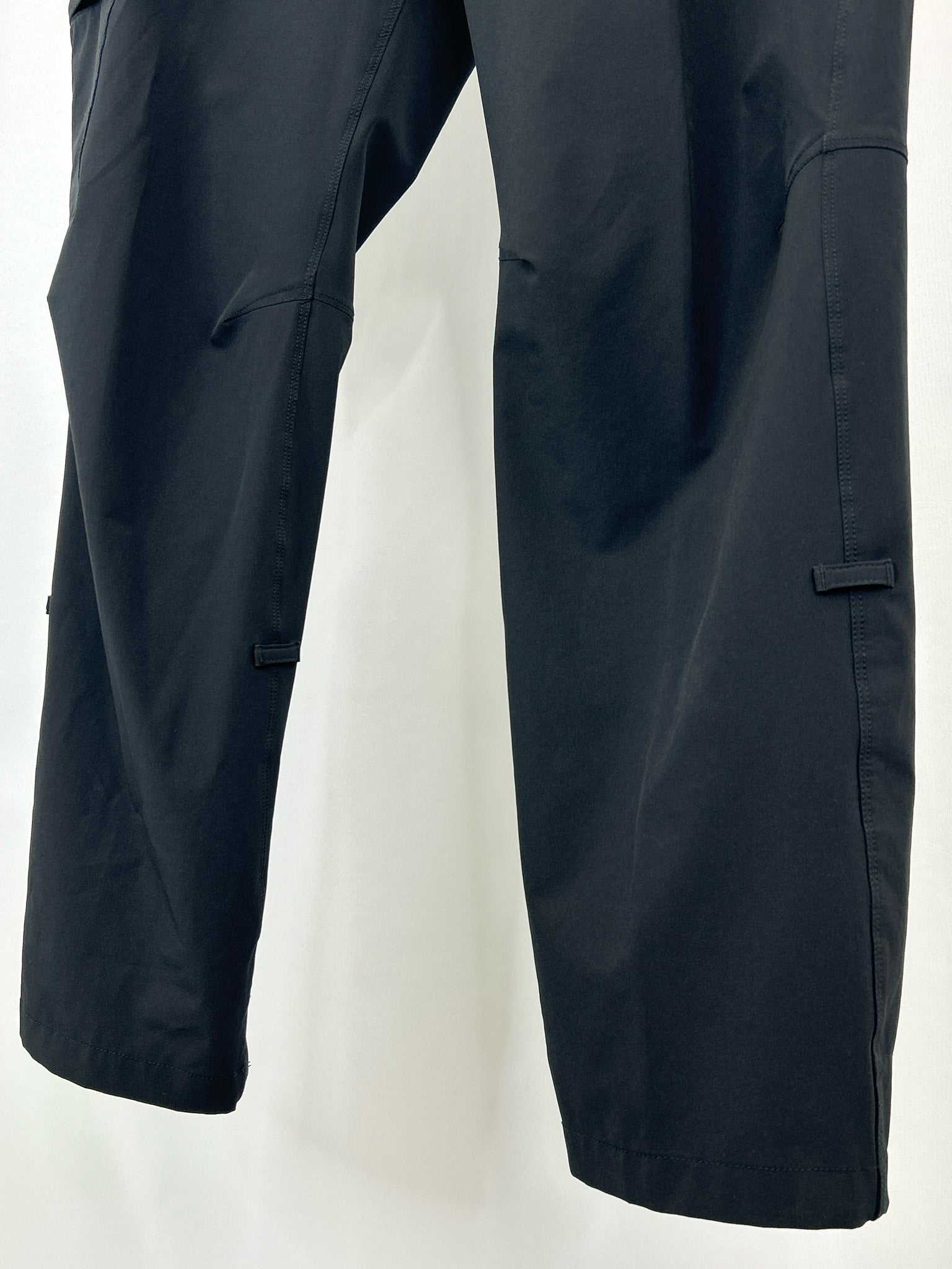 REI Size 14P Black Women Pants