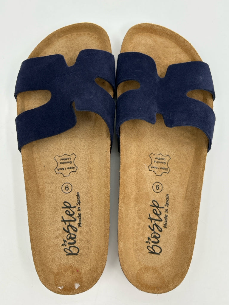 Bio Step NWOB Size 9 Navy Flats