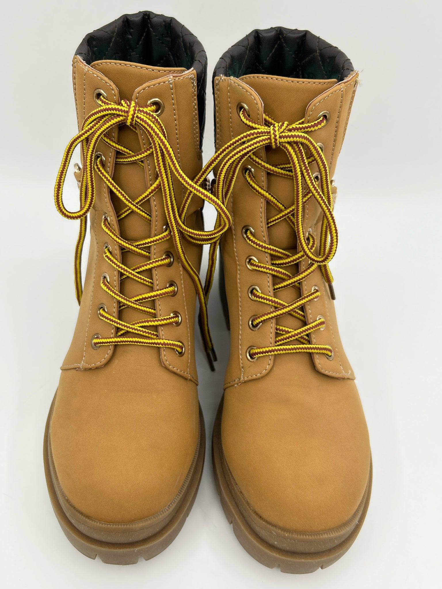 JUICY COUTURE Size 9M TAN AND BROWN Women Boots