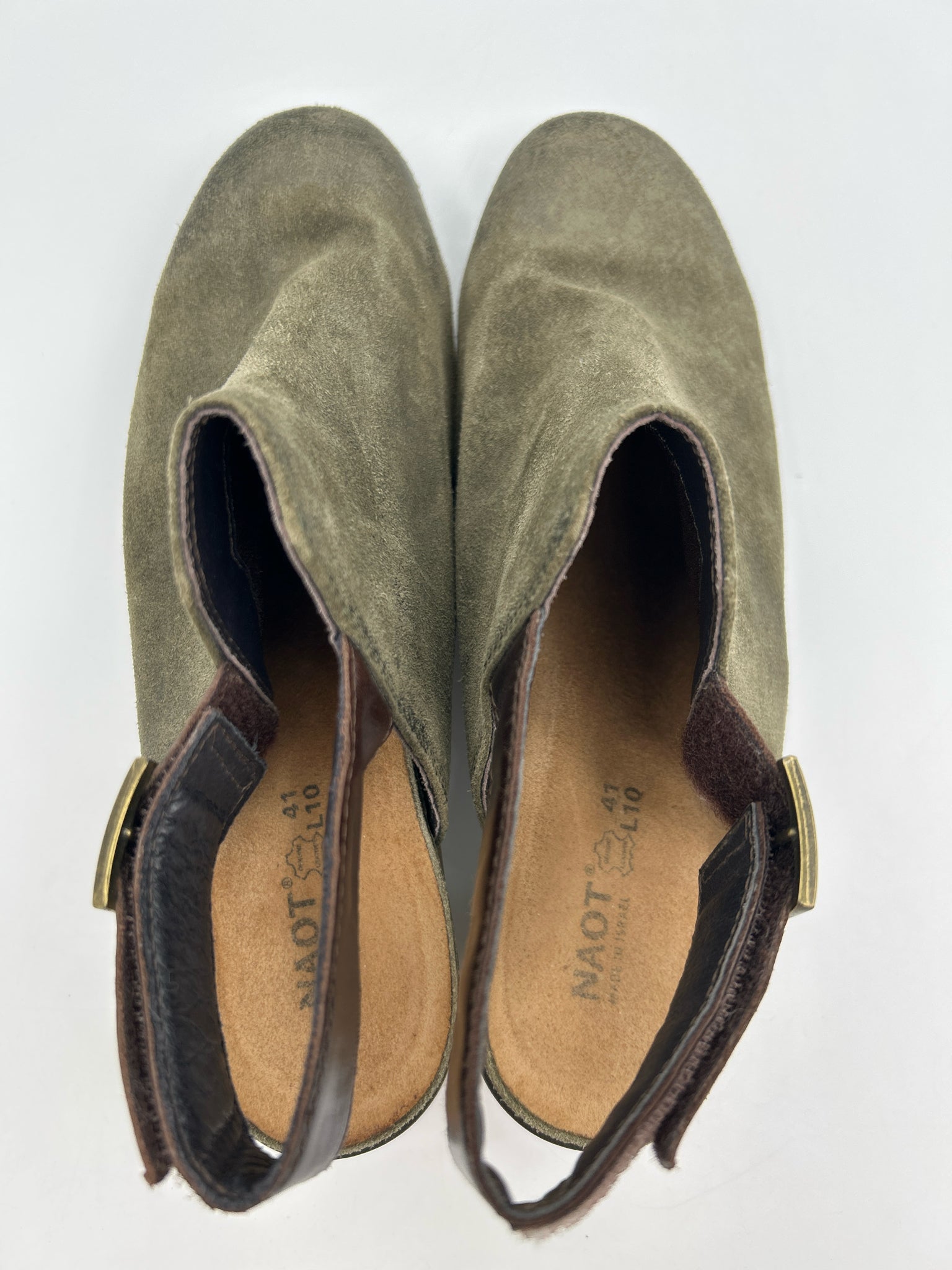 NAOT Size 10 OLIVE Women Clogs