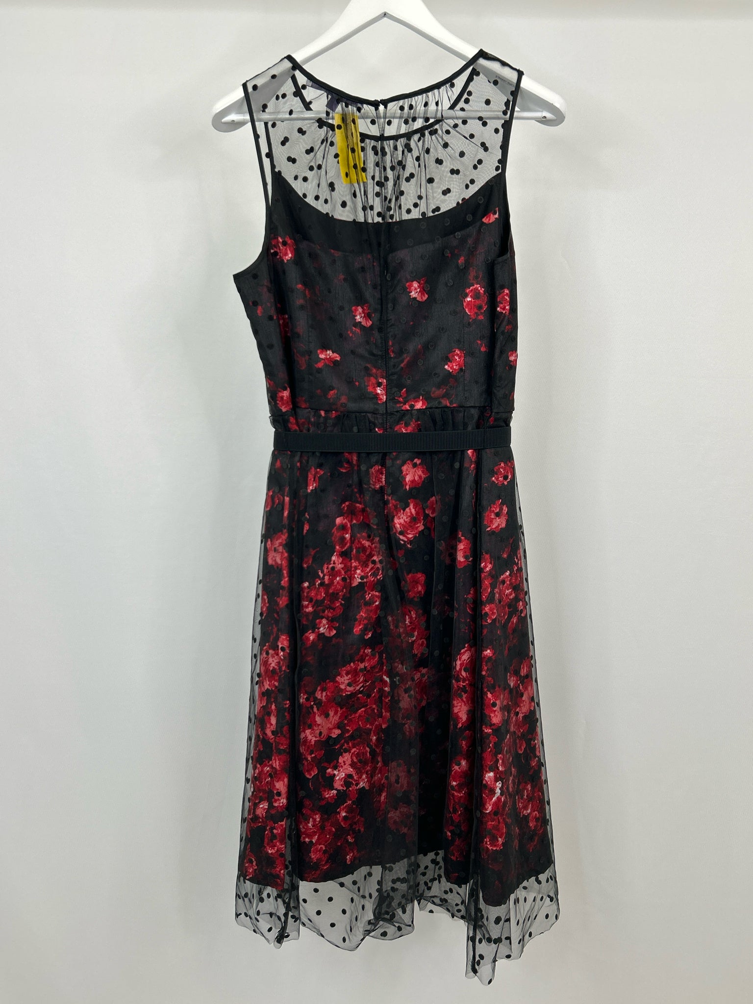 LUXE BY CARMEN MARC VALVO Size 16 black and red Women Dress