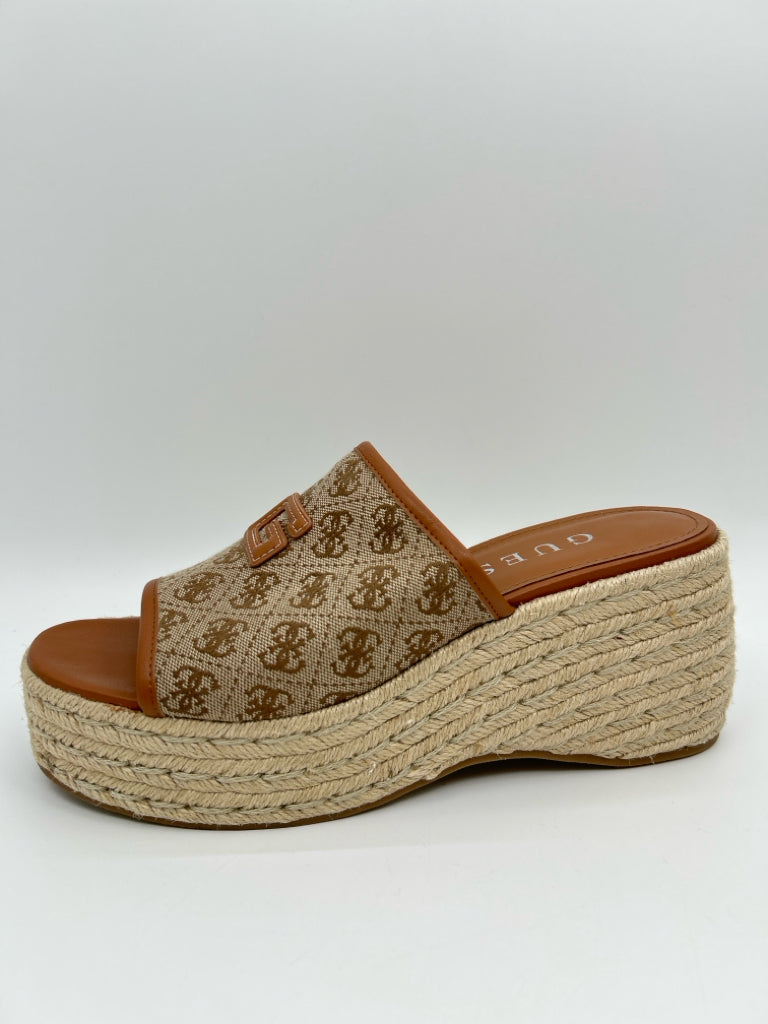 GUESS Size 11M Tan Women's Sandal