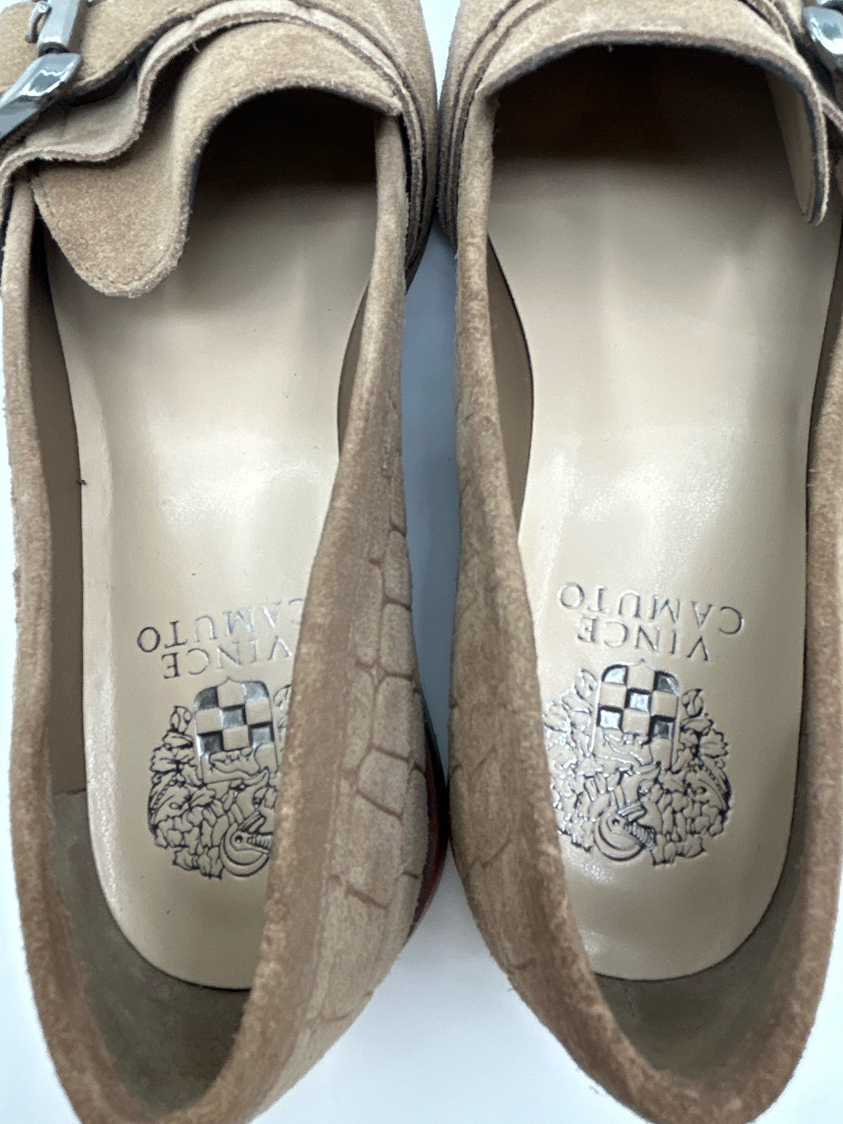 VINCE CAMUTO Size 7.5 Taupe Women Loafer