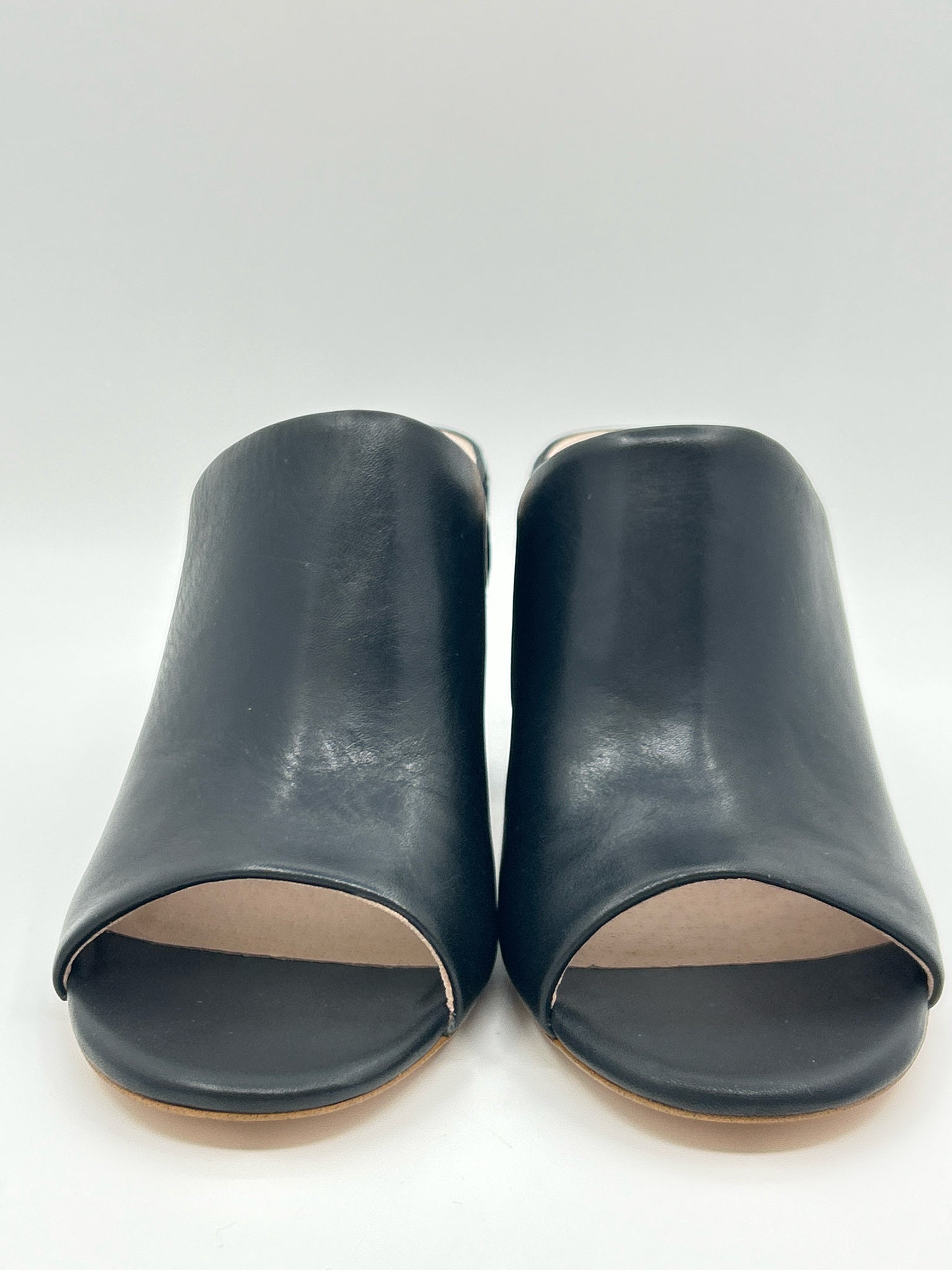 LOUISE ET CIE Size 7M Black Women Shoes