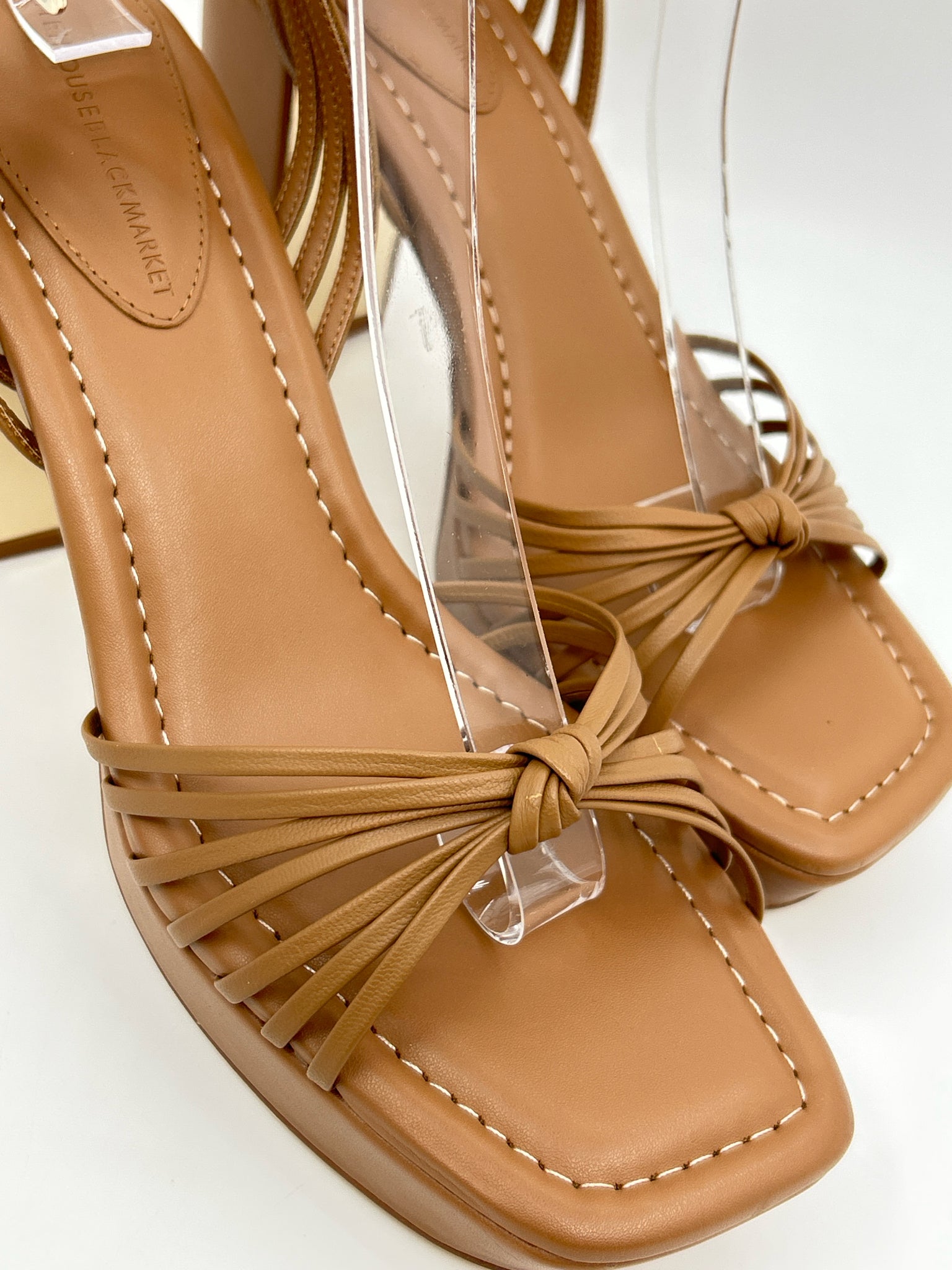 White House Black Market Size 10M Brown Women Sandal