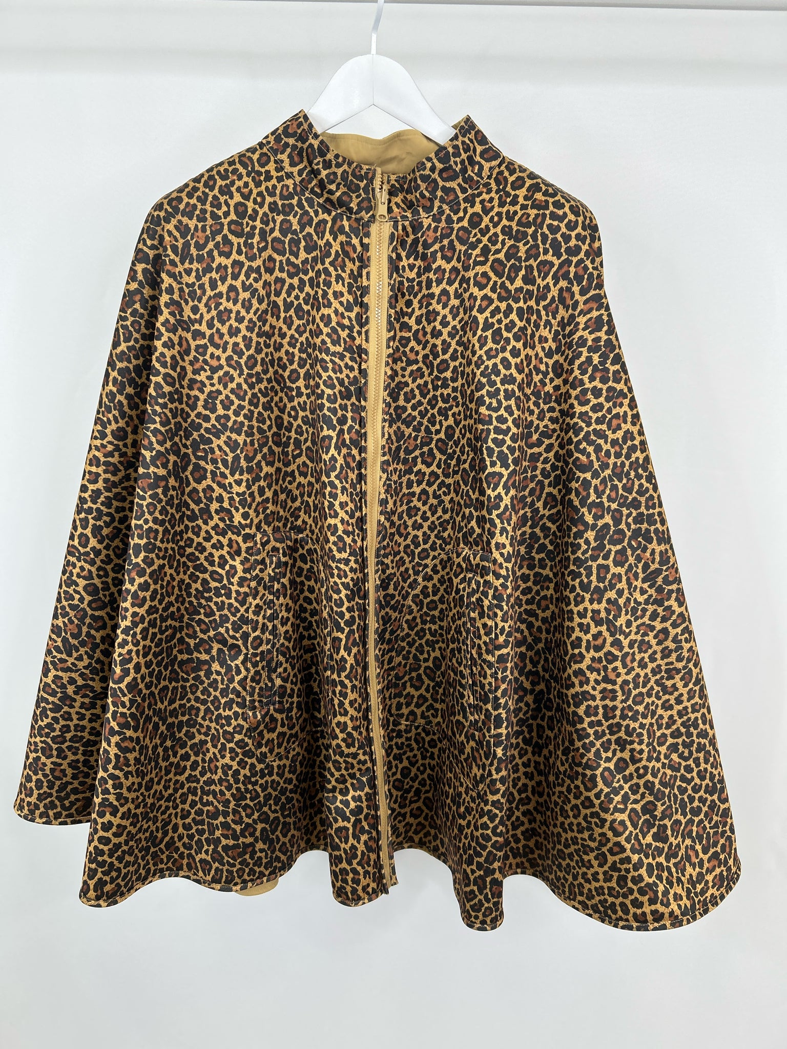 Dennis by Dennis Basso Size One Size TAN AND BROWN Women Poncho