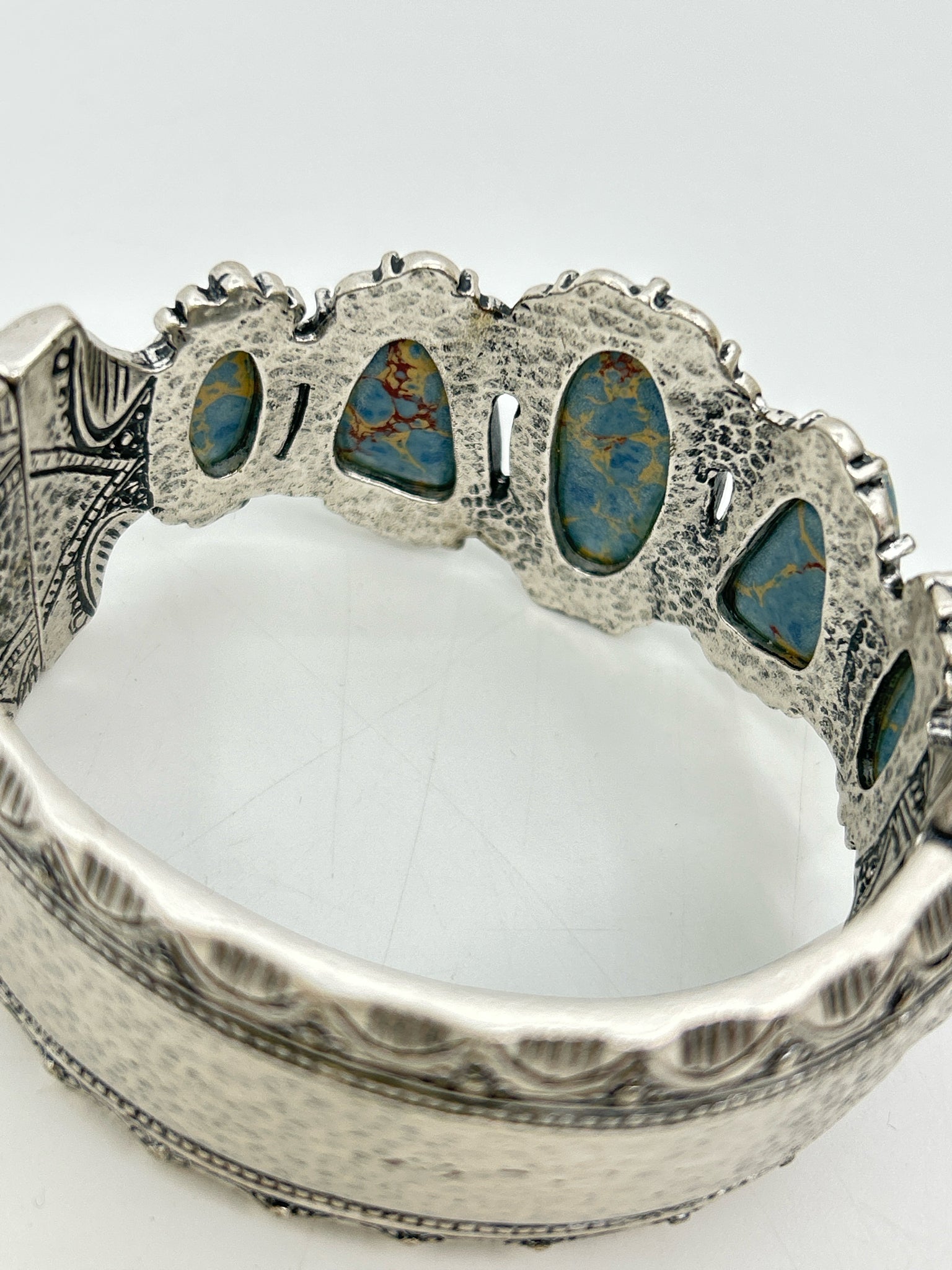 NO BRAND Silver and Blue Bracelet NWT