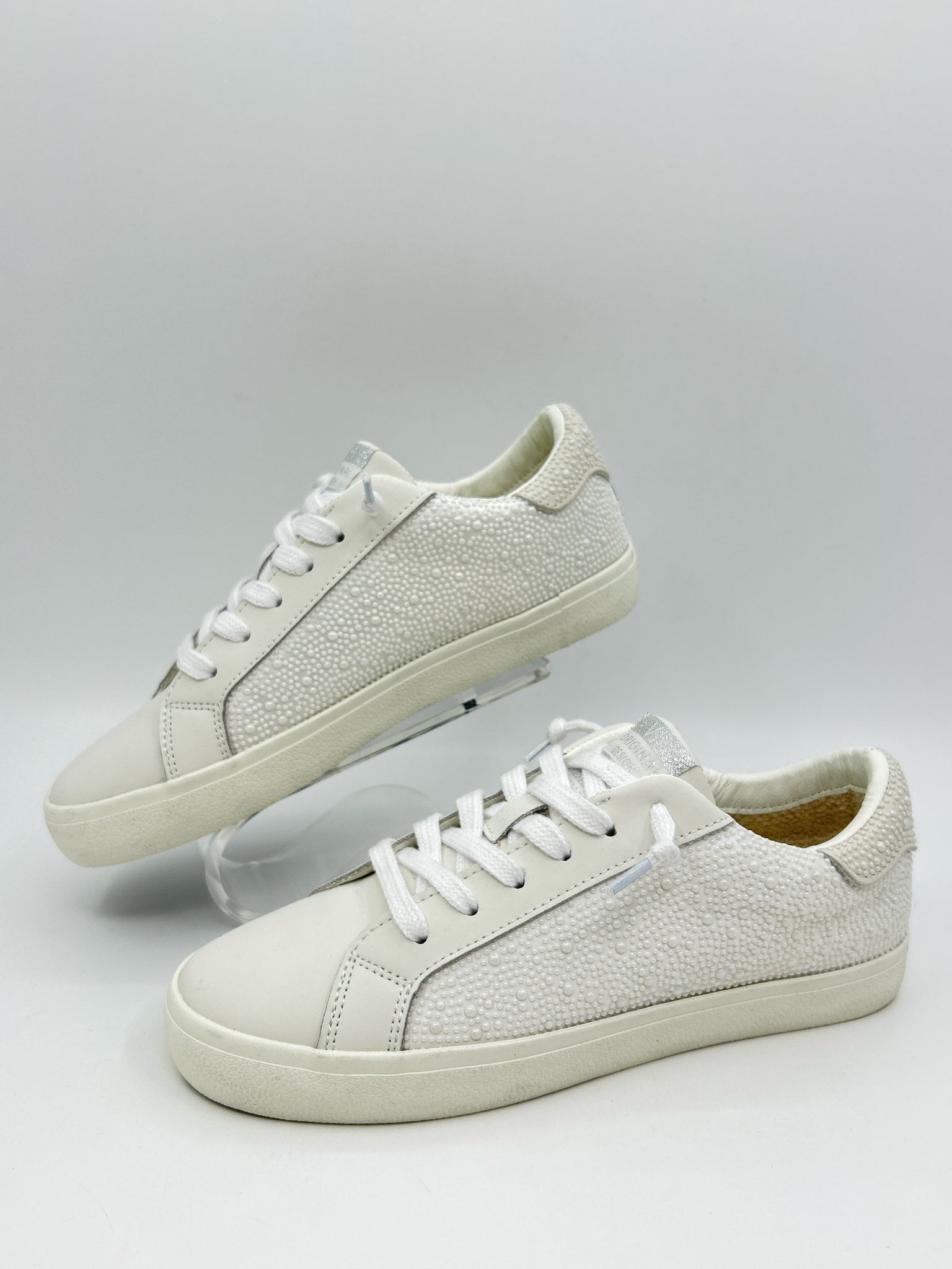 VINTAGE HAVANA Size 8 White Women Sneakers