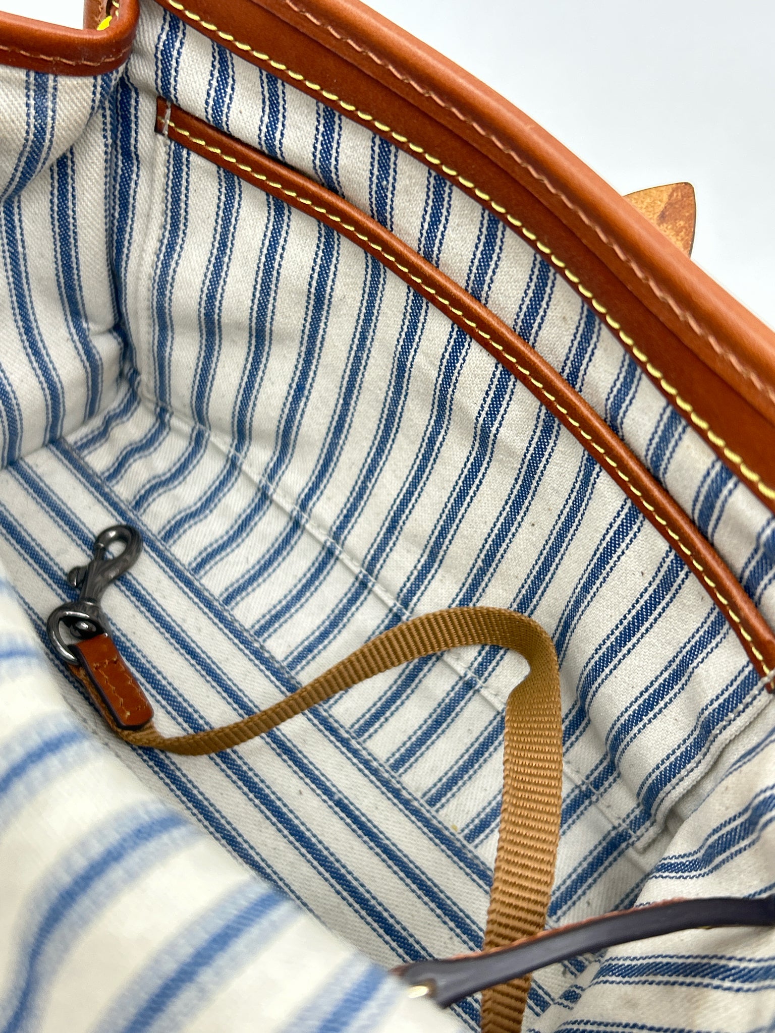 DOONEY & BOURKE YELLOW AND TAN Women Purse