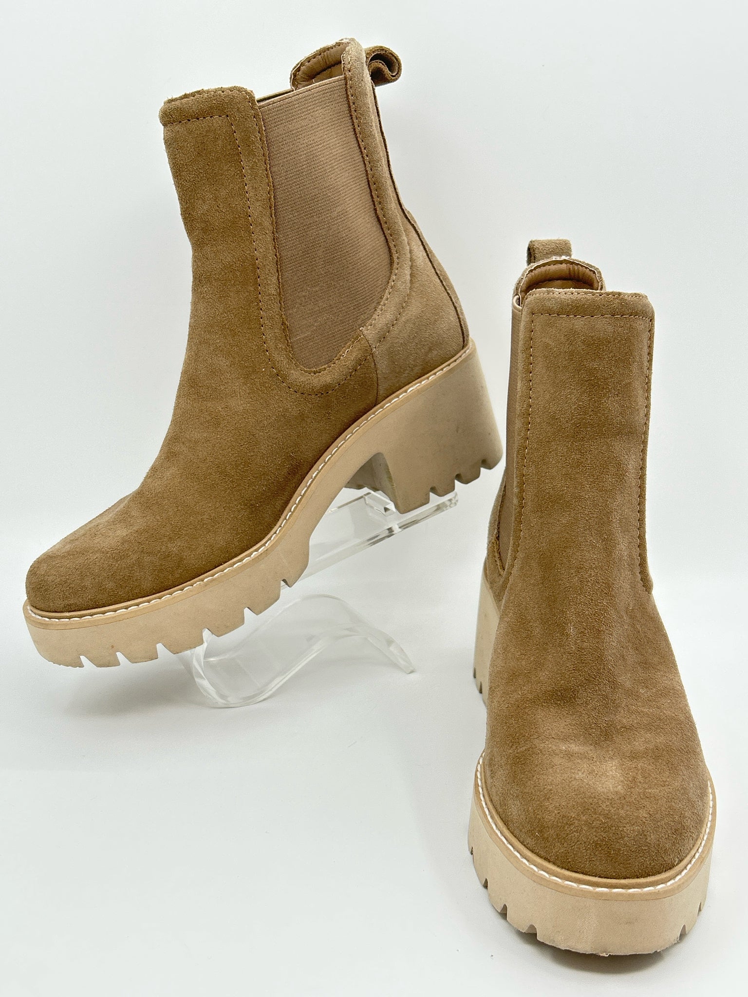 DOLCE VITA Size 7.5 Taupe Women Booties