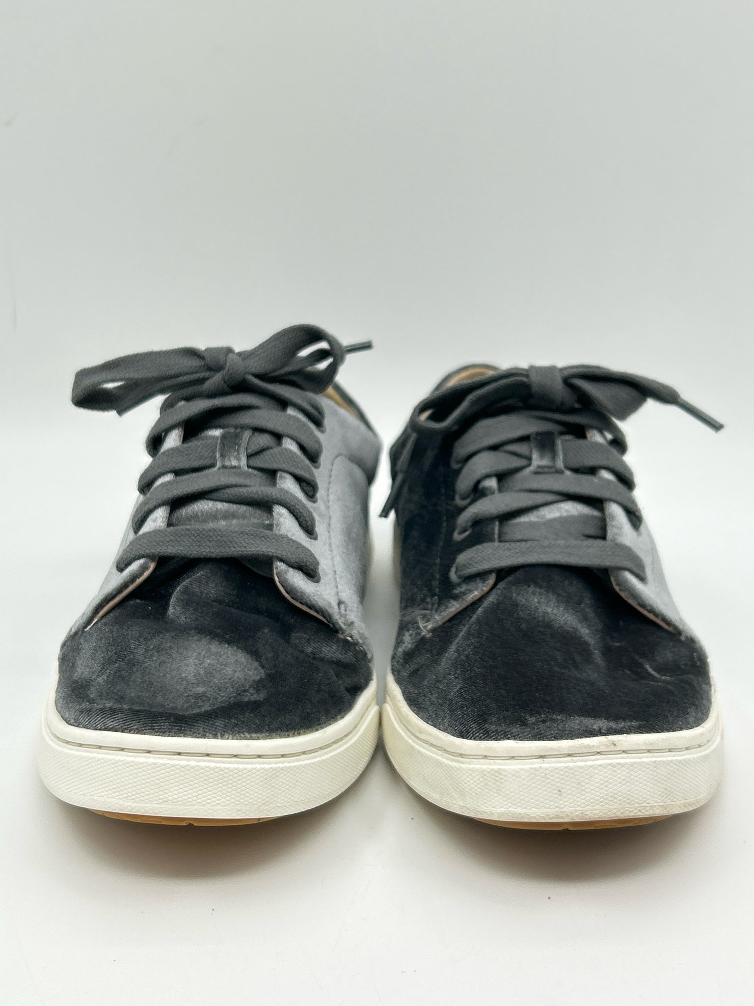 OLU KAI Size 9W Grey Women Sneakers