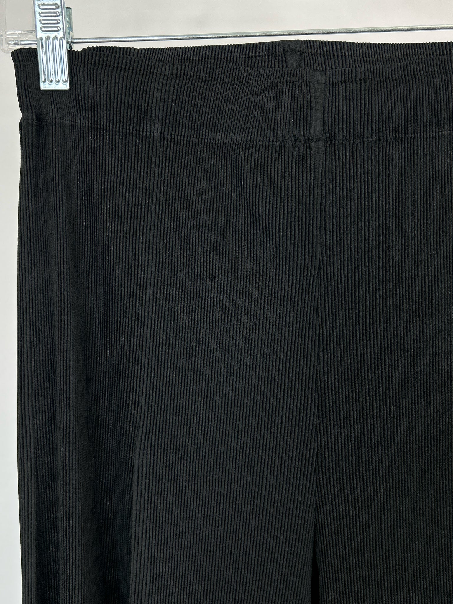 OLIVIA BY HABITAT CLOTHES Size S Black Women Pants