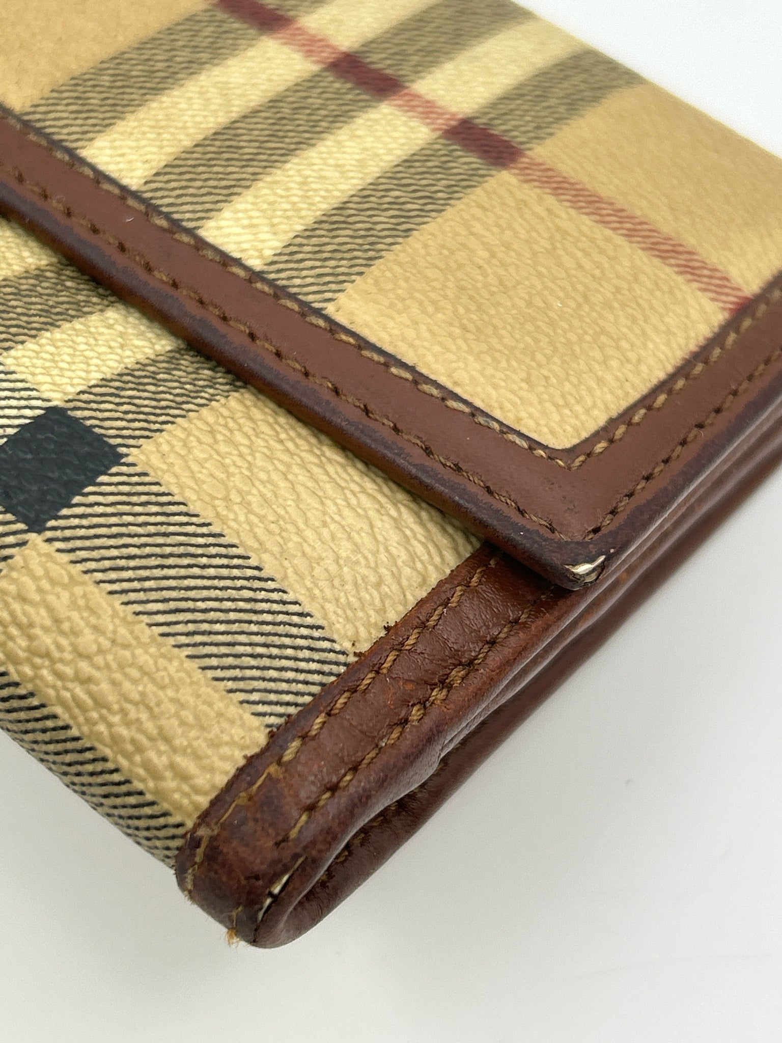 BURBERRY Tan Plaid Women Wallet