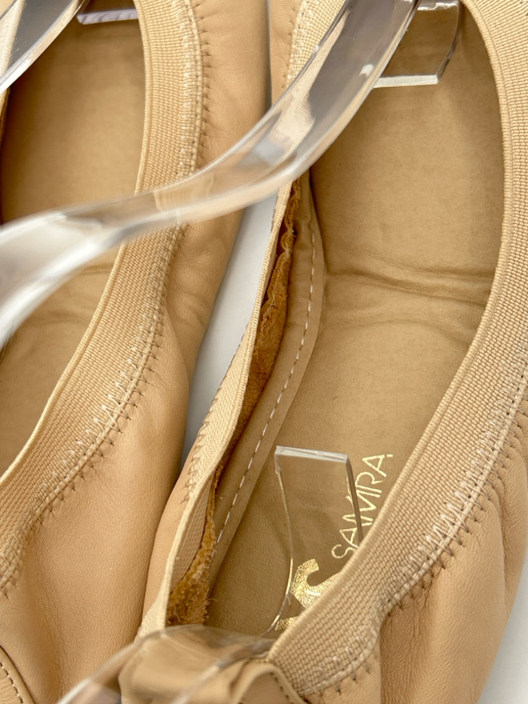 YOSI SAMRA Size 8 Cream Women's Flats