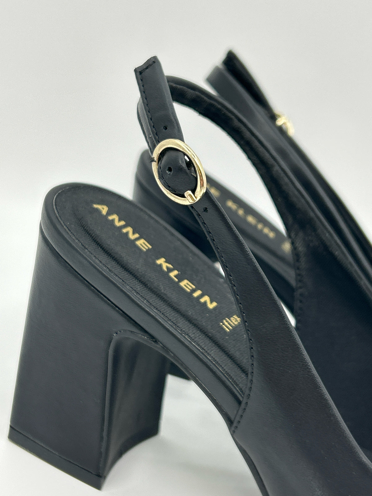 ANNE KLEIN Size 7.5 Black Women Pumps