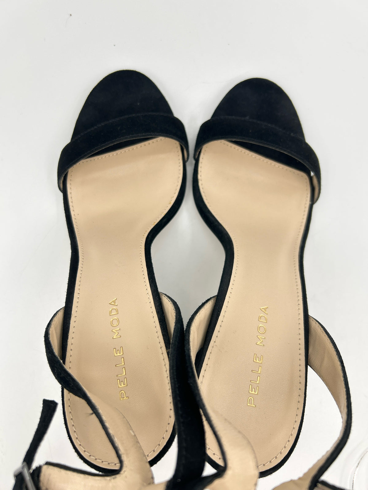 PELLE MODA Size 9M Black Women Sandal