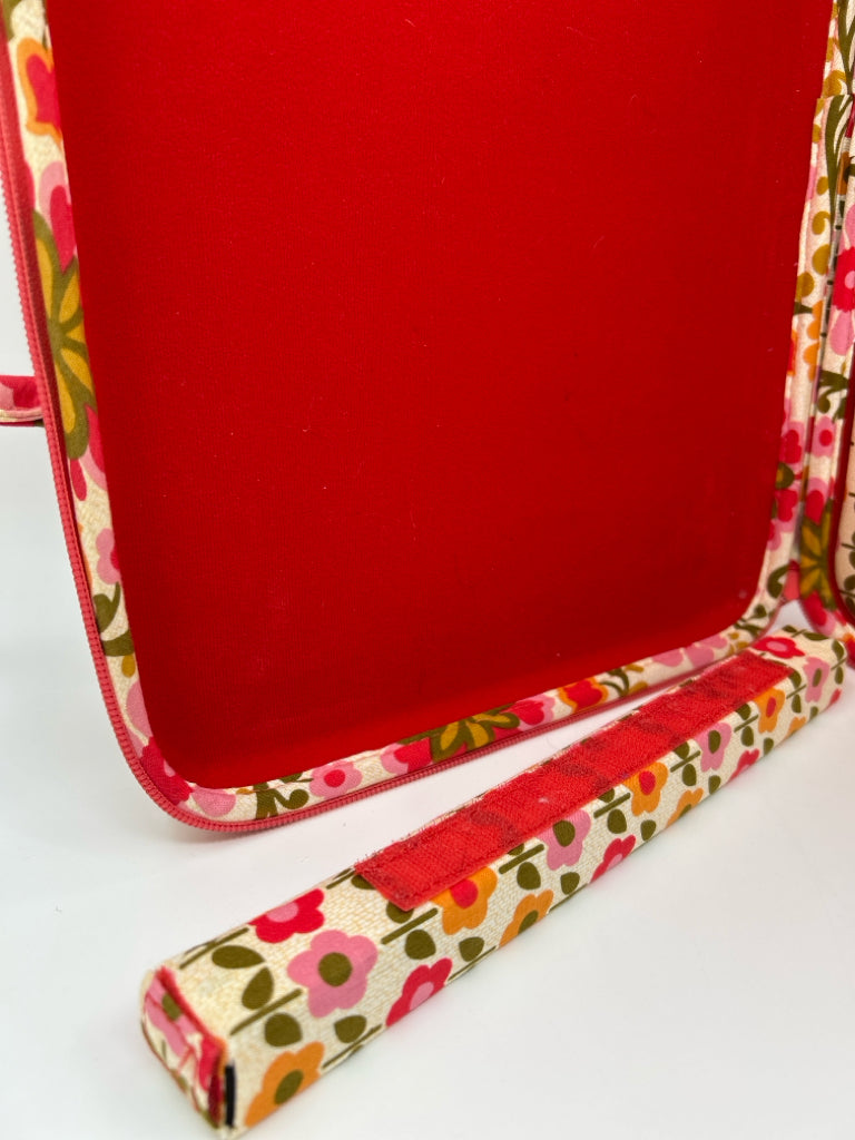 VERA BRADLEY Pink and Orange Women's Luggage