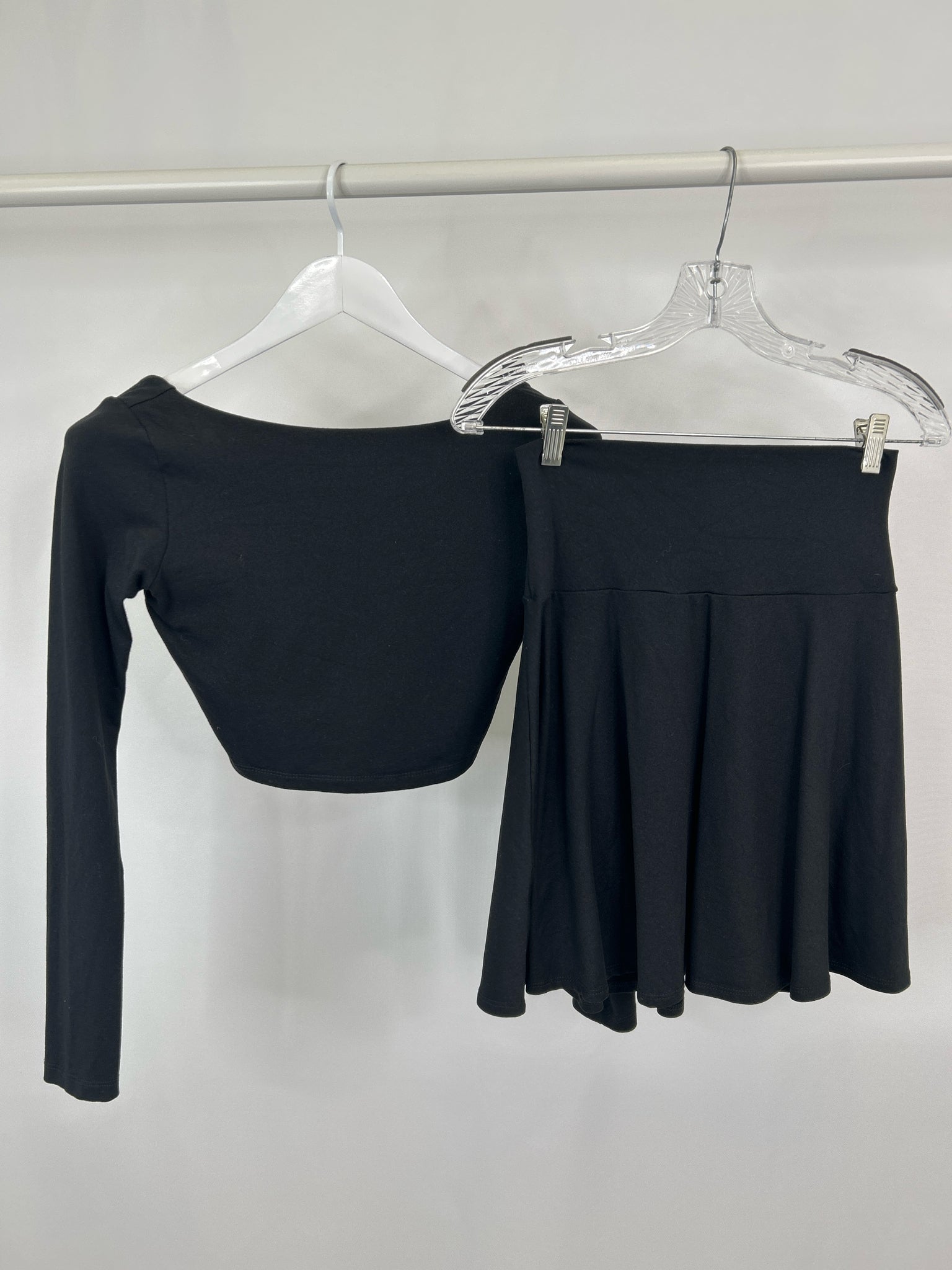SUSANA MONACO Size S Black Women 2-Piece w/skirt