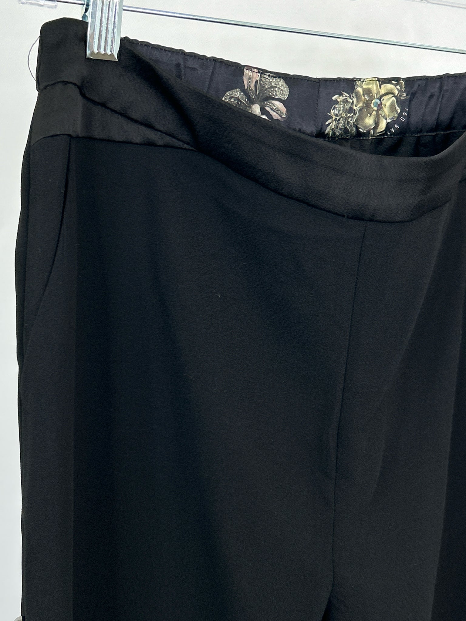 TED BAKER Size M Black Women Pants