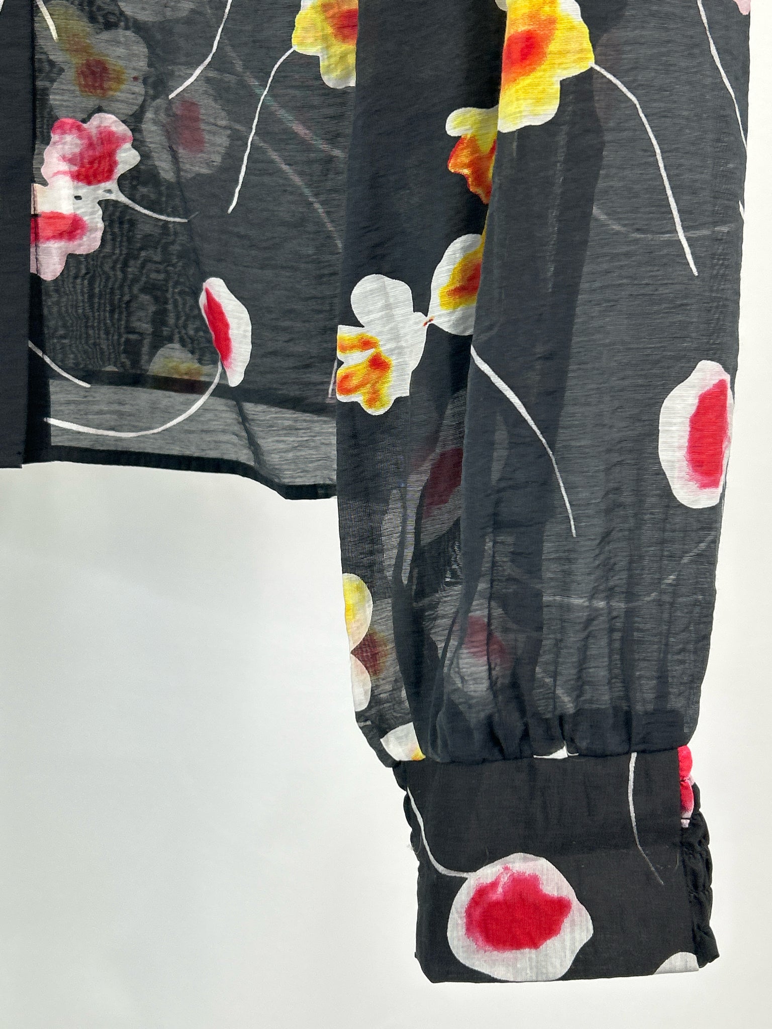 CABI Size L Black Floral Women Blouse