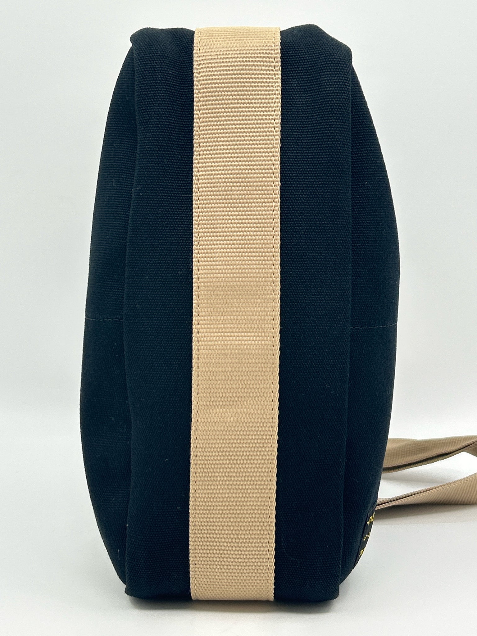 DOONEY & BOURKE Black Women Purse