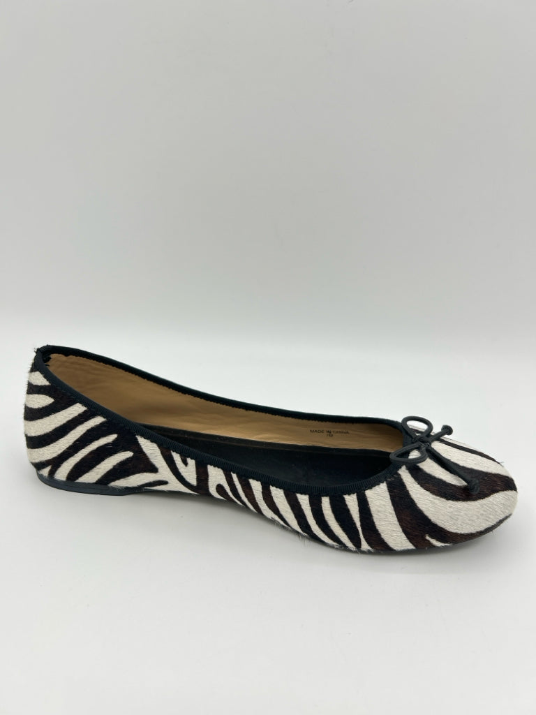 TALBOTS Women Size 7M White & Black Flats