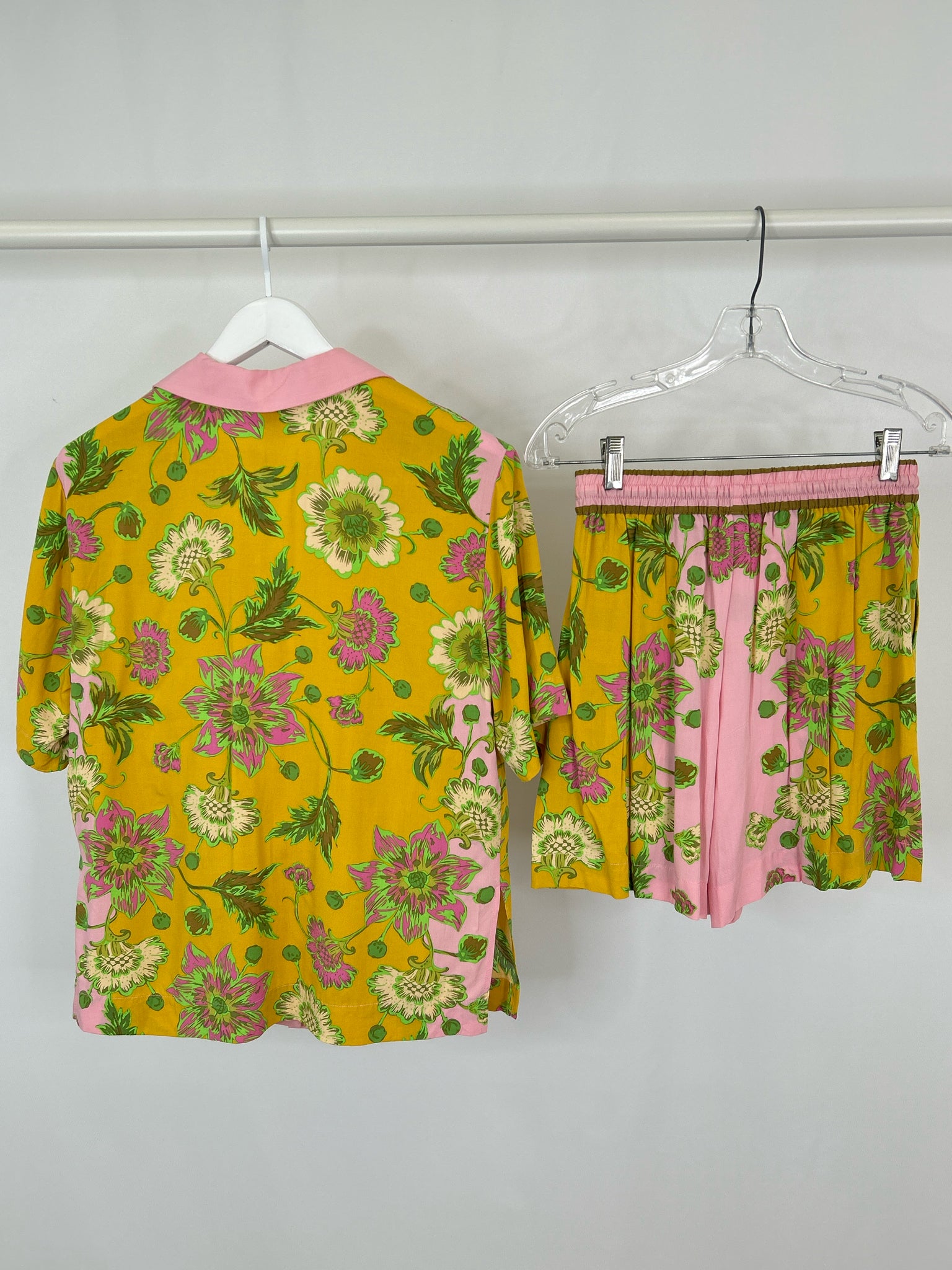 RACHEL ZOE Size XS/S Yellow and Pink Women 2-Piece w/Shorts NWT