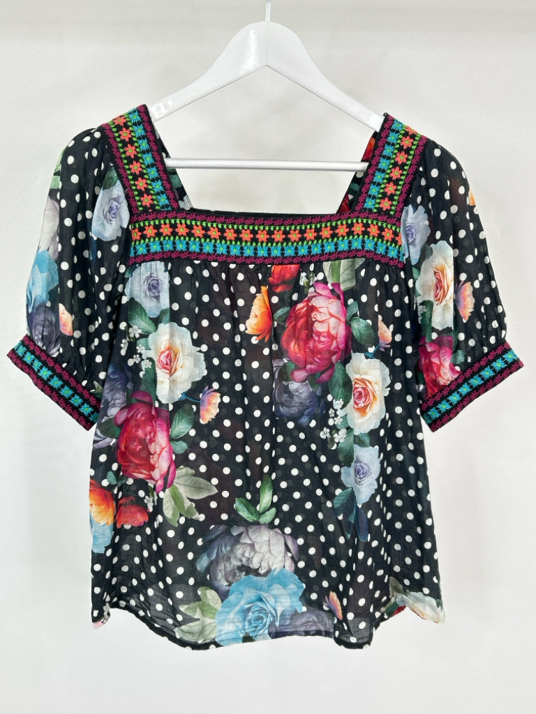 JOHNNY WAS Size S Black Print Women's Blouse