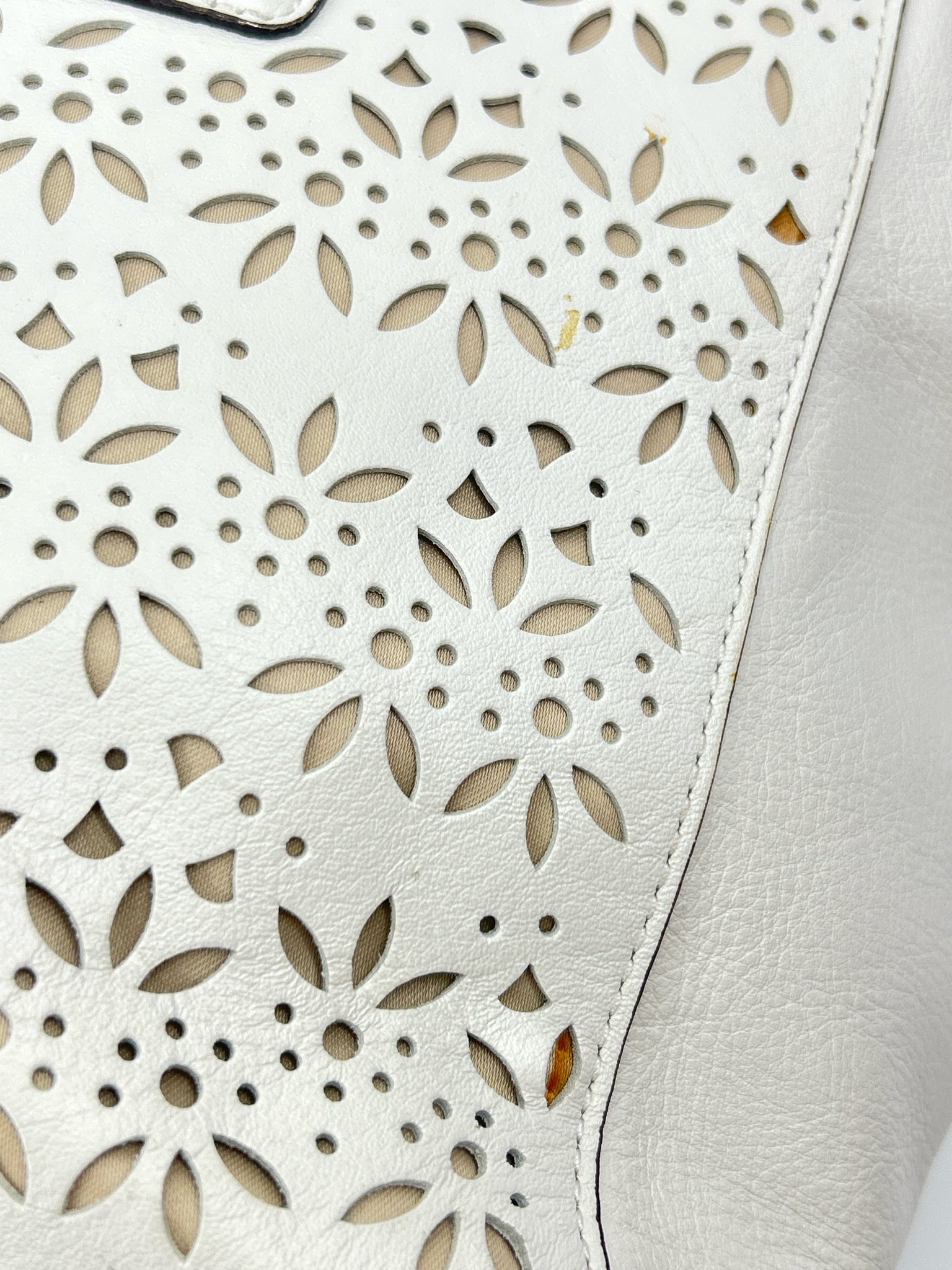COACH White Women Tote