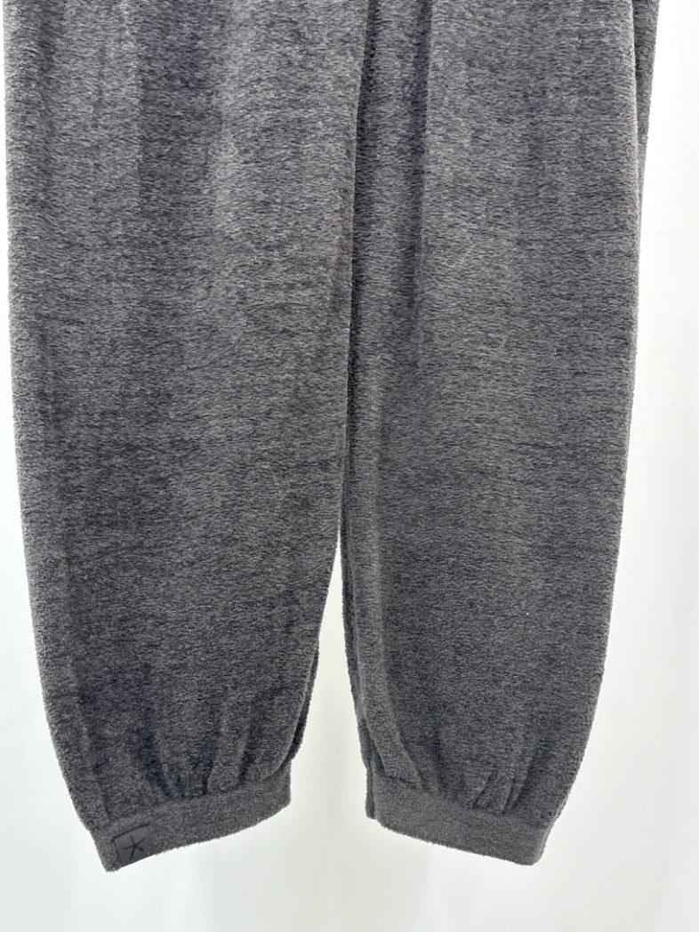 BAREFOOT DREAMS Size S Grey Pants