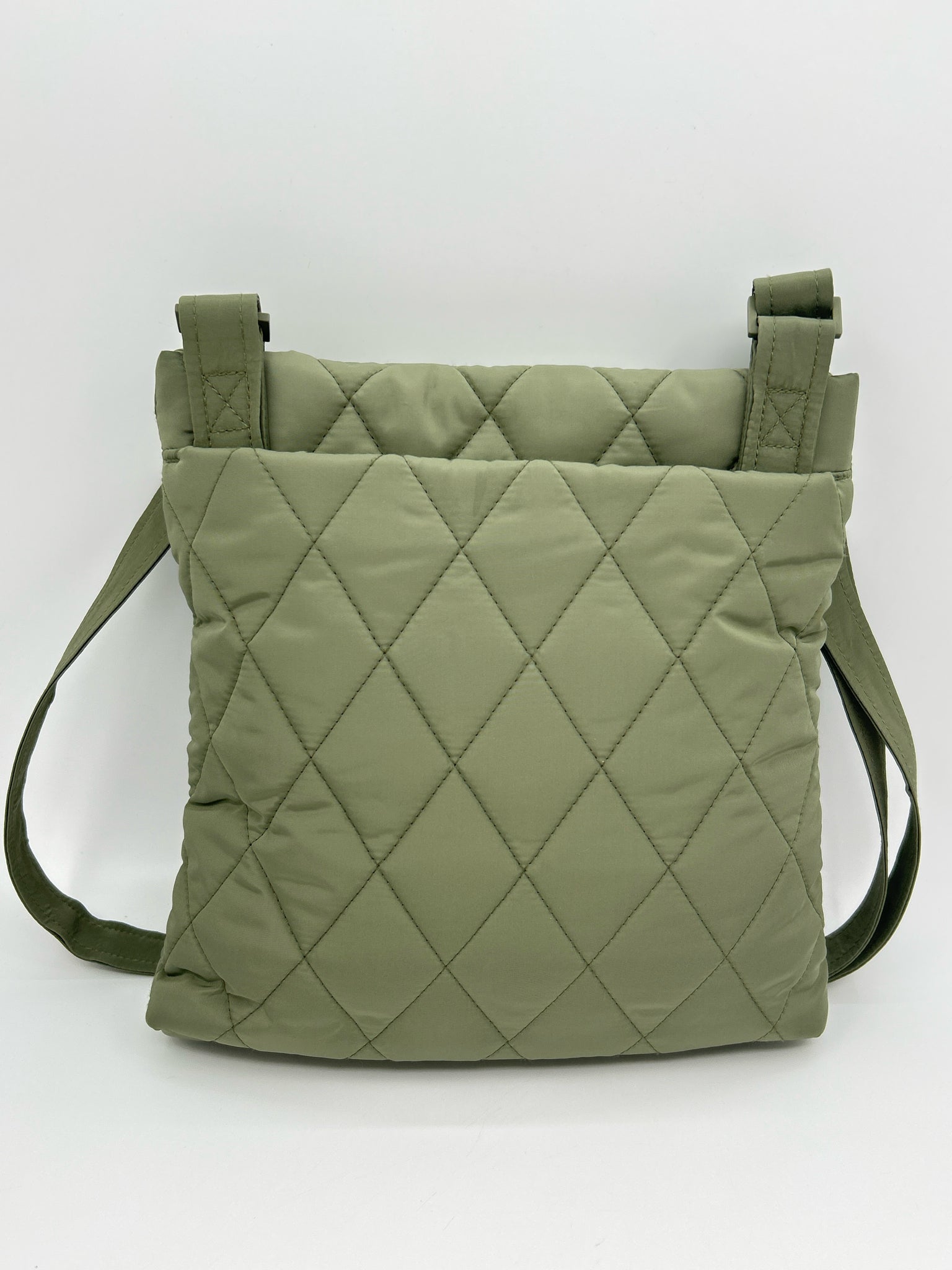 VERA BRADLEY Green Women Purse