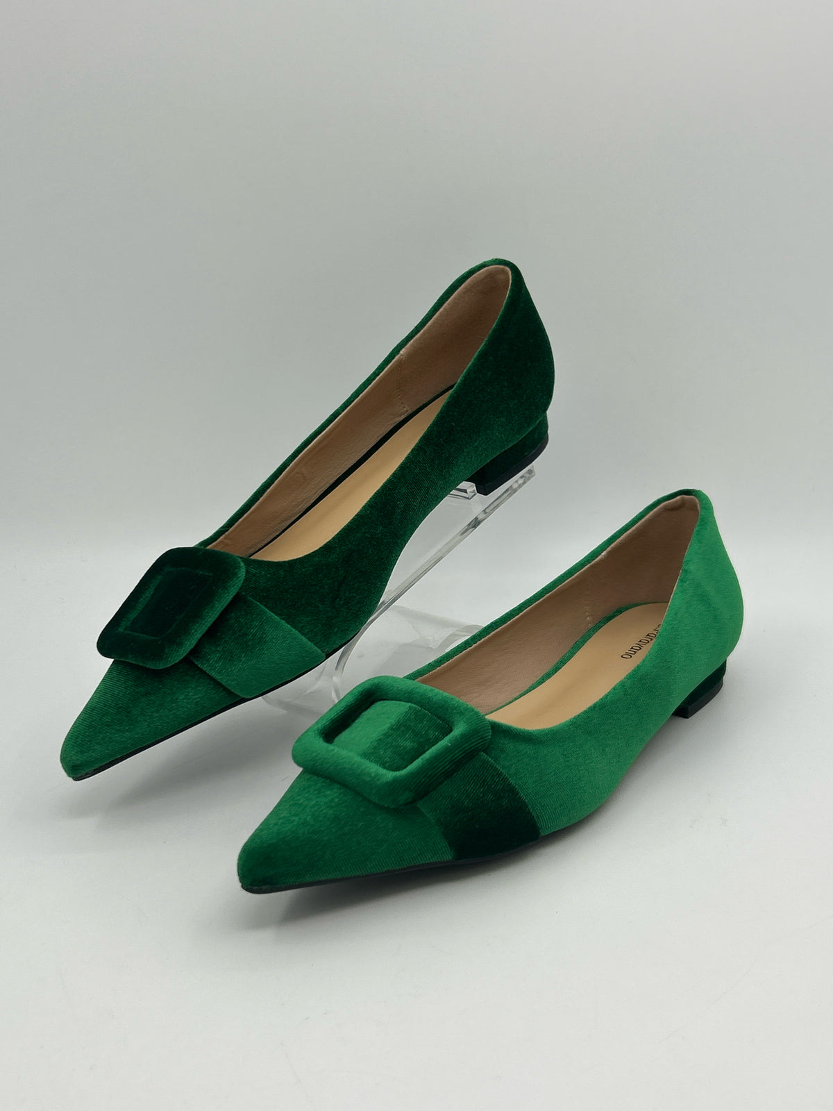 C. PARAVANO Size 9.5 Green Women Flats