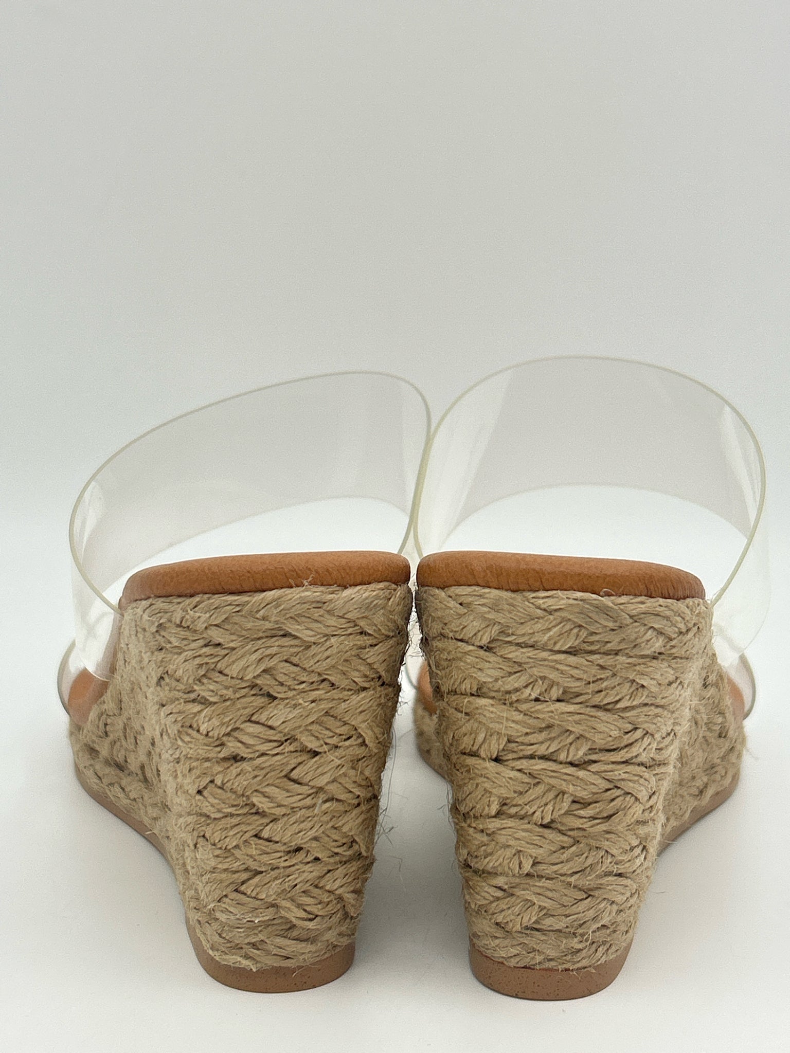 andre assoue Size 6 Tan Women Sandal