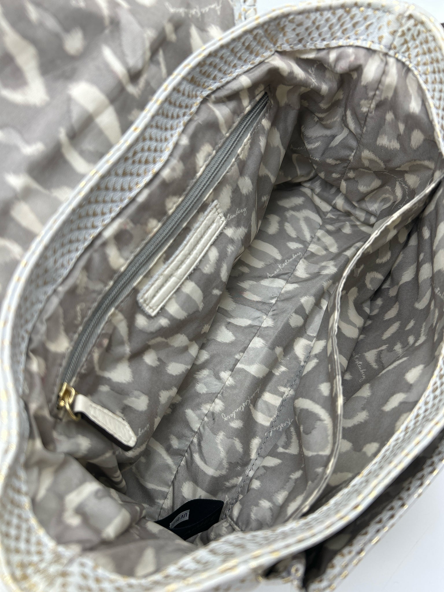 AIMEE KESTENBERG WHITE AND GOLD Women Purse
